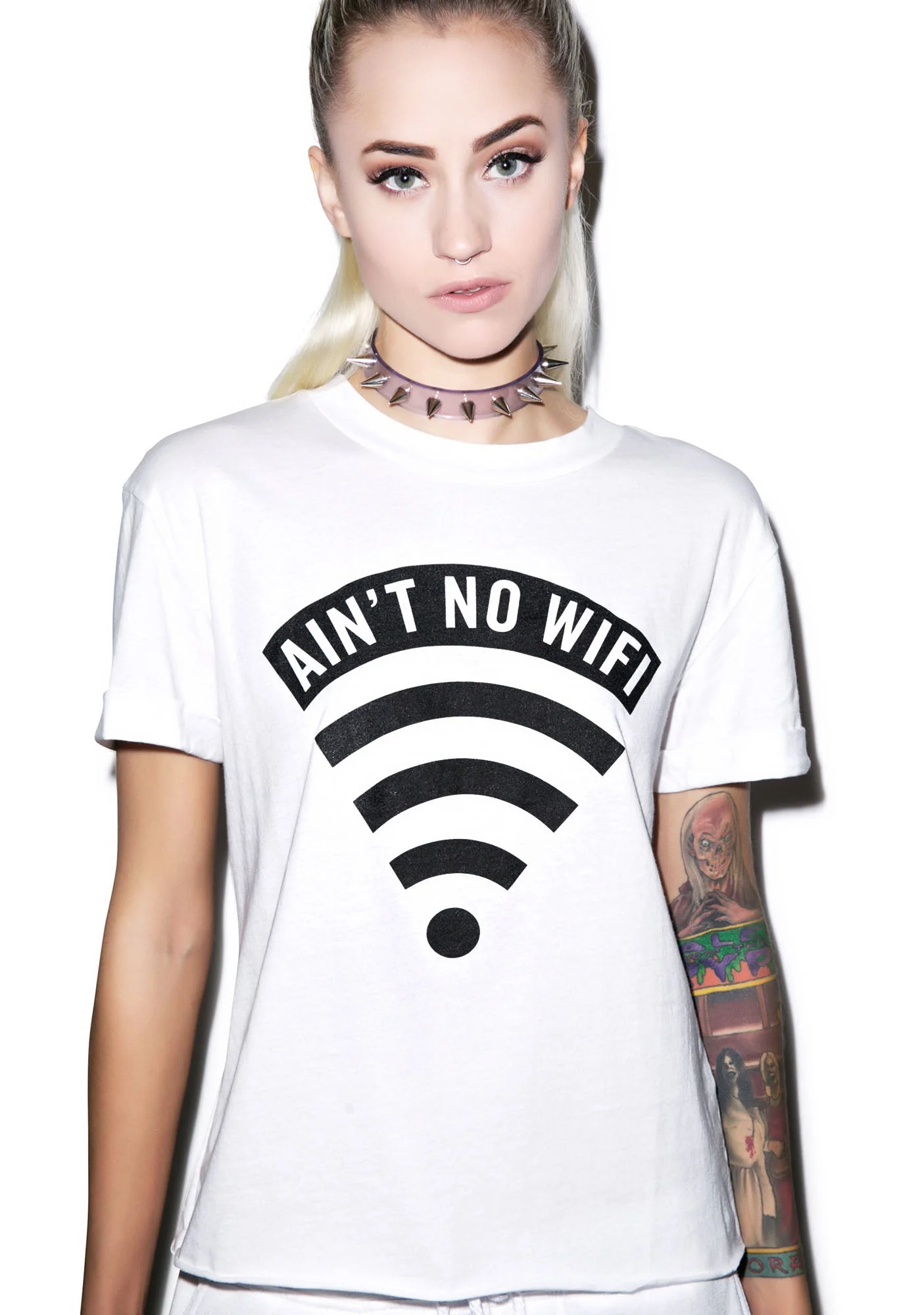 Aint No Wifi Crop Tee - White - Image 2