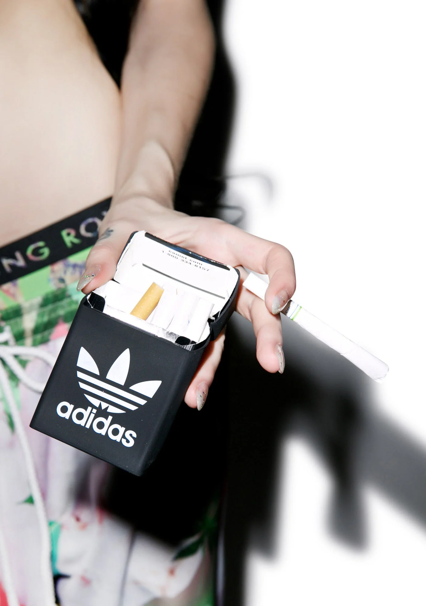 All Day I Dream About Smoking Cigarette Case - Pink - Image 5