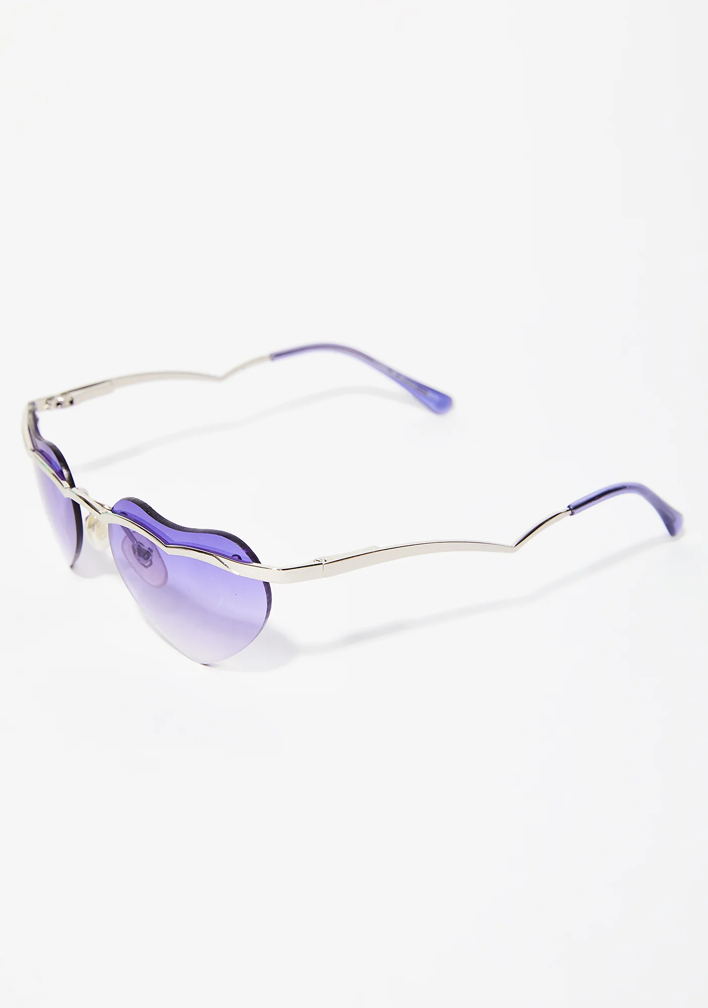At First Sight Heart Sunglasses - Image 2