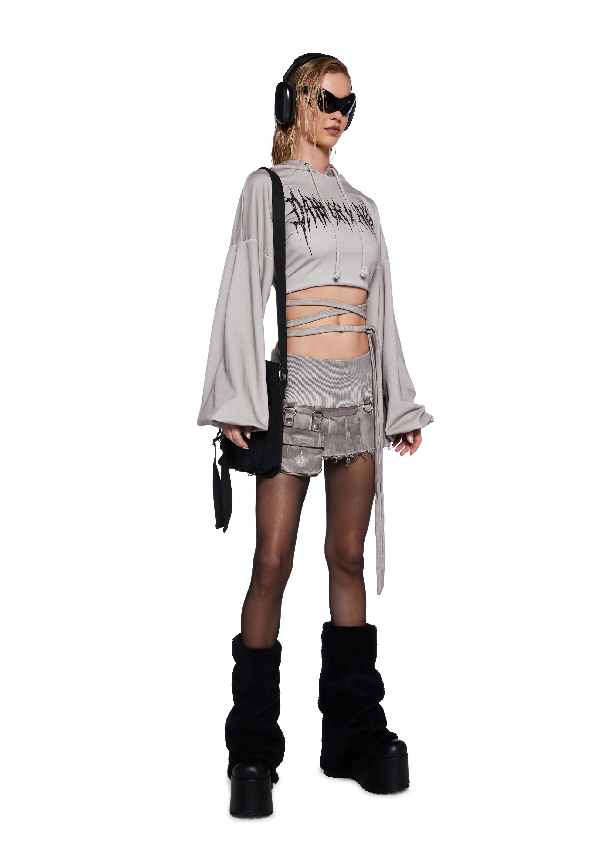 Pitch Backless Cropped Hoodie - Image 2