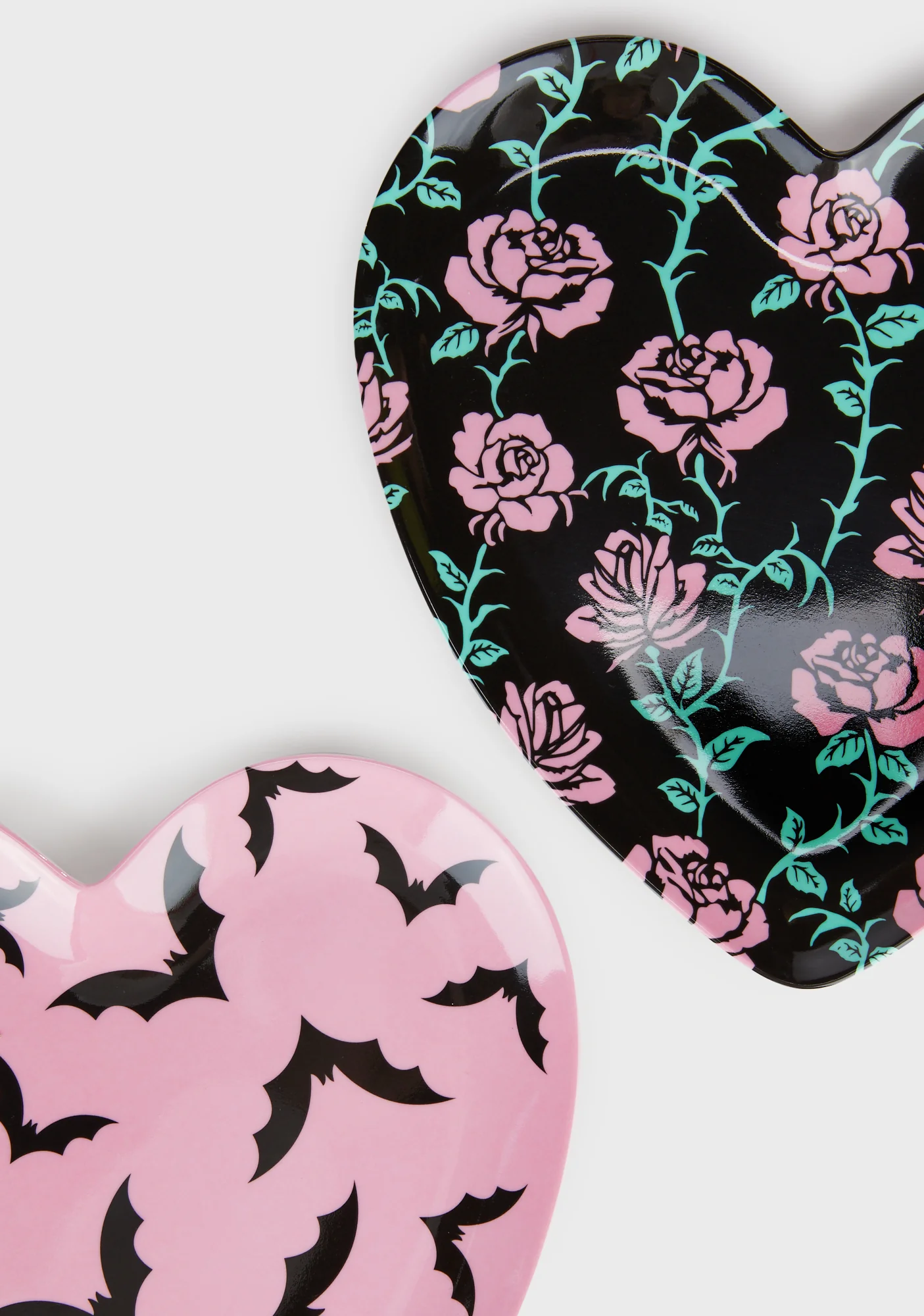 Bat Behavior Heart Plate Set - Image 2
