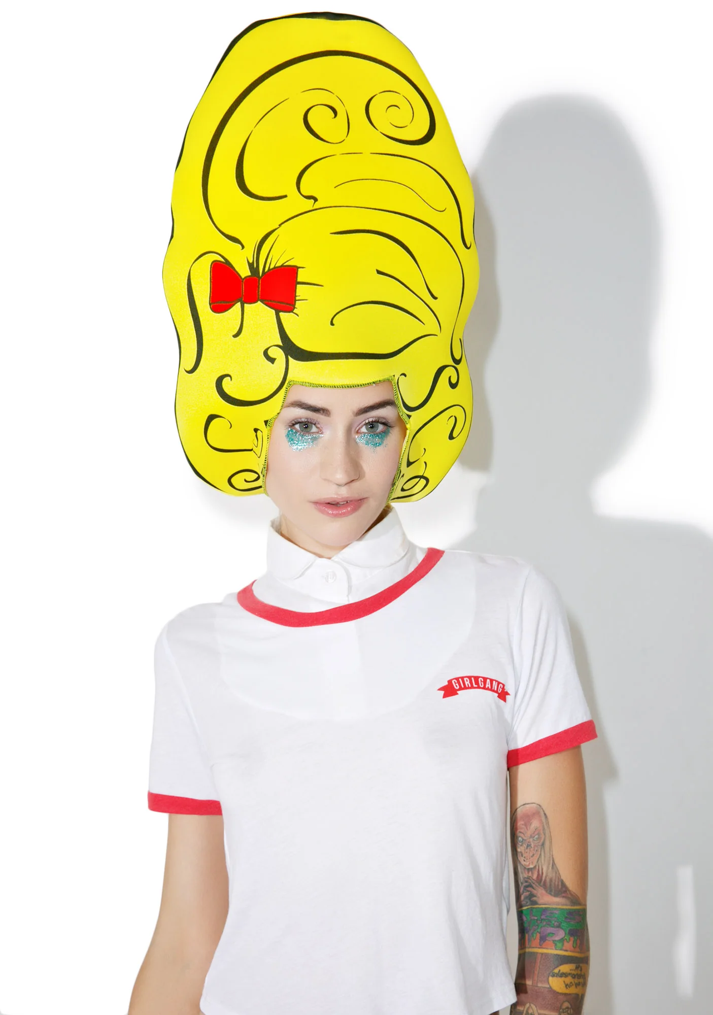 Betty Beehive Foam Wig - Image 3