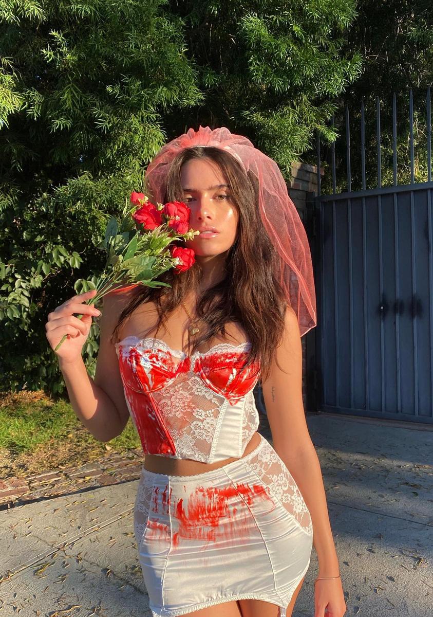 Bloody Bride Costume Set - Image 10