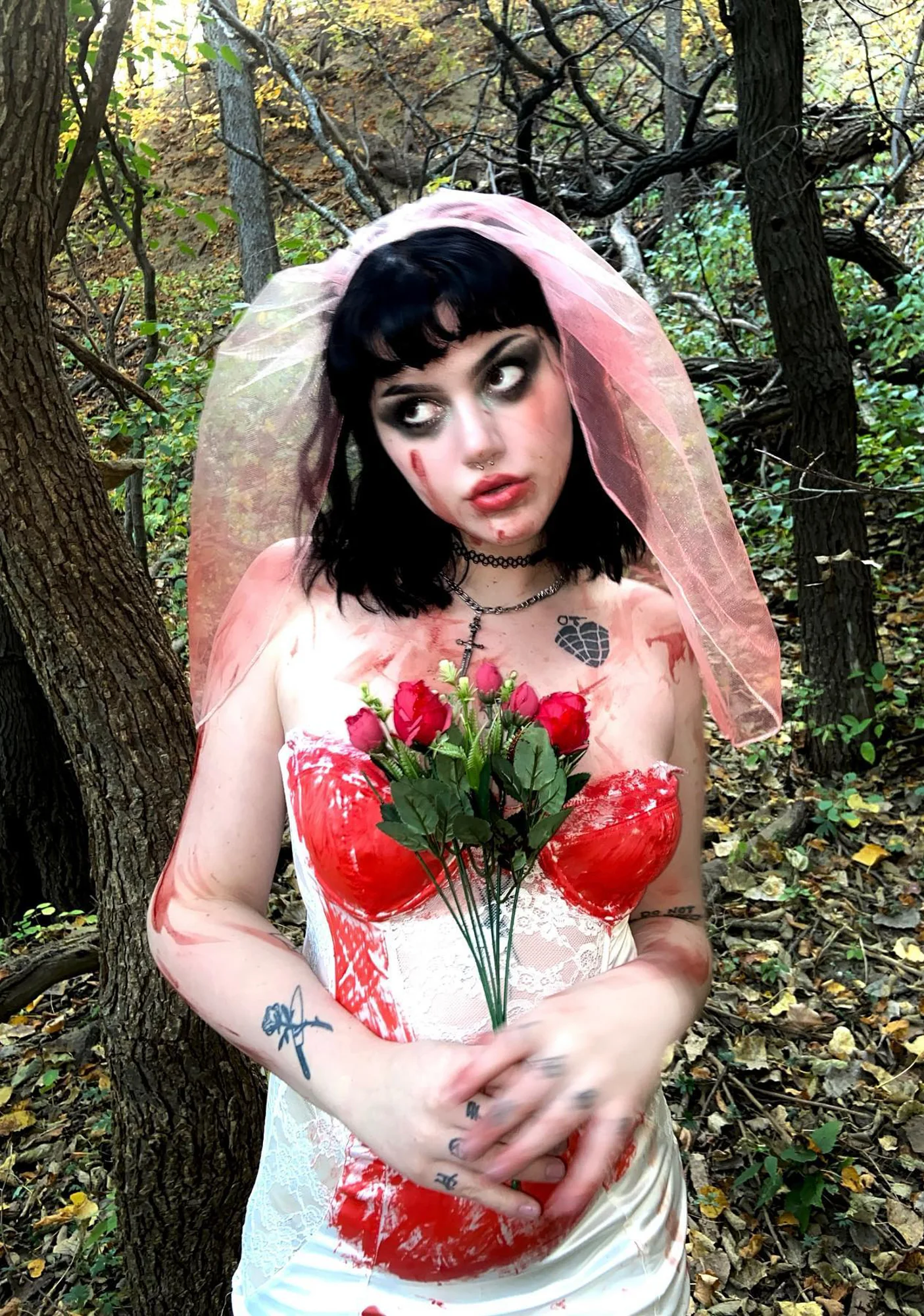 Bloody Bride Costume Set - Image 9