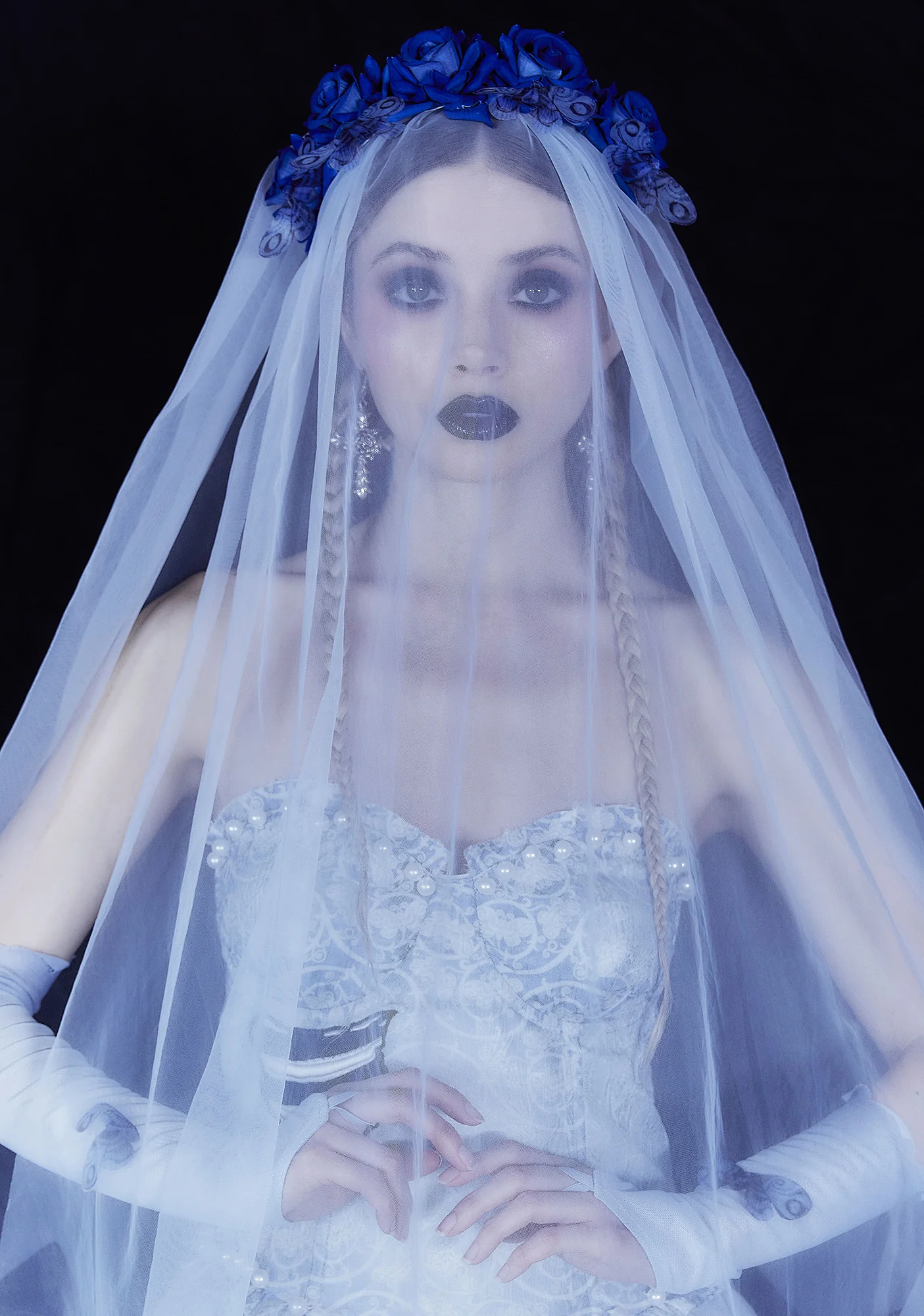 Bride Moonlit Glow Floral Veil - Image 2