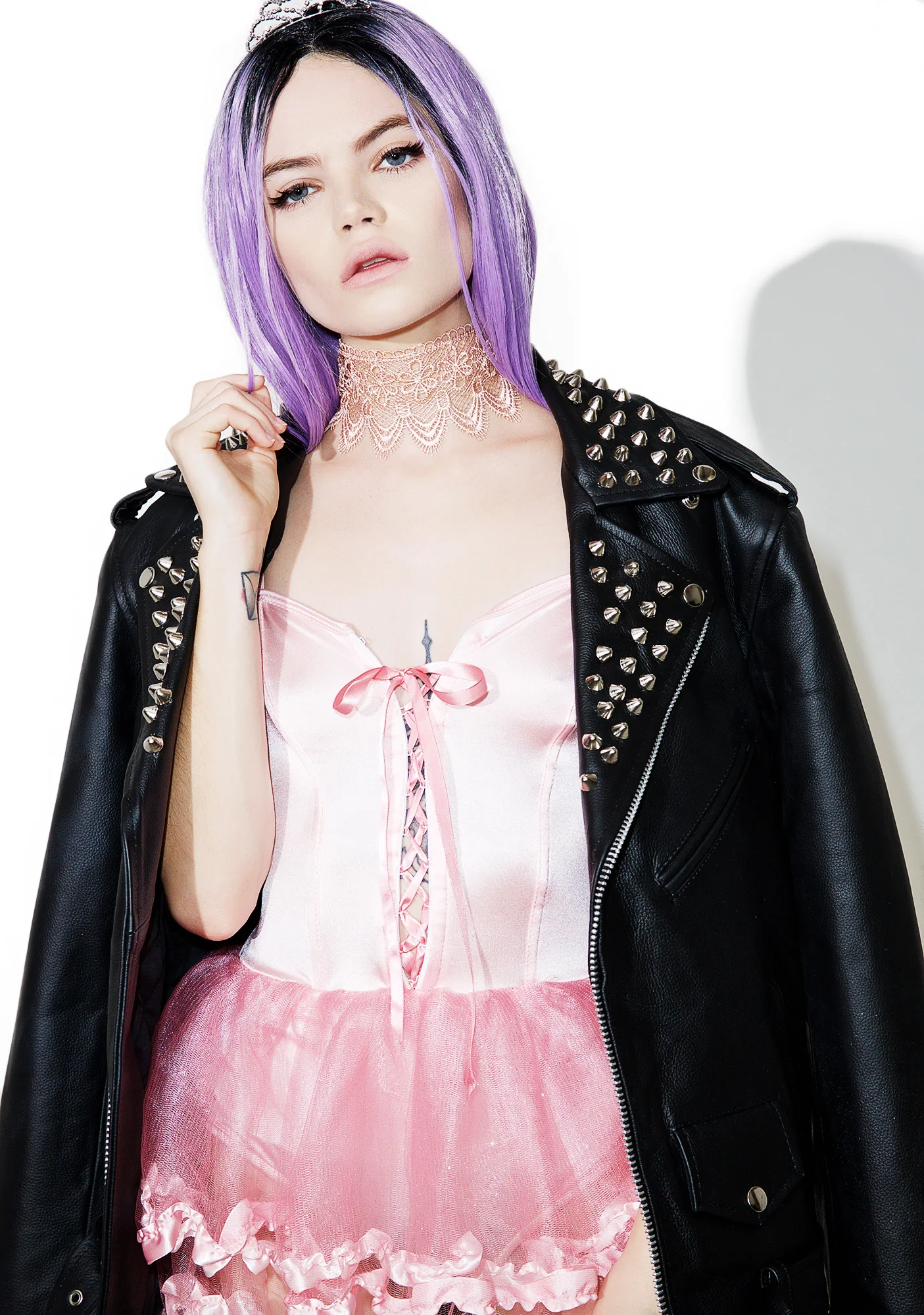 Buttercream Lace Choker - Image 3
