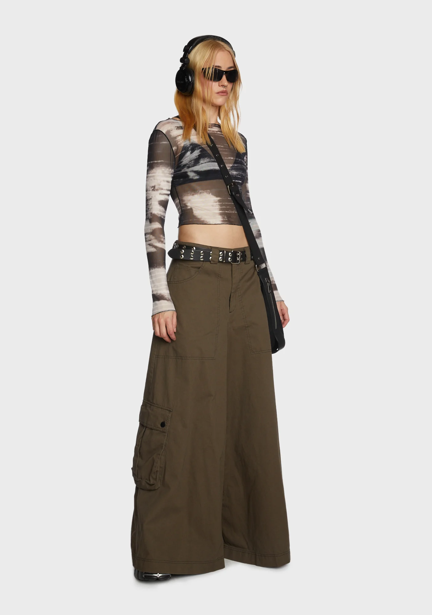 Cafe Lounge Mesh Top - Image 3