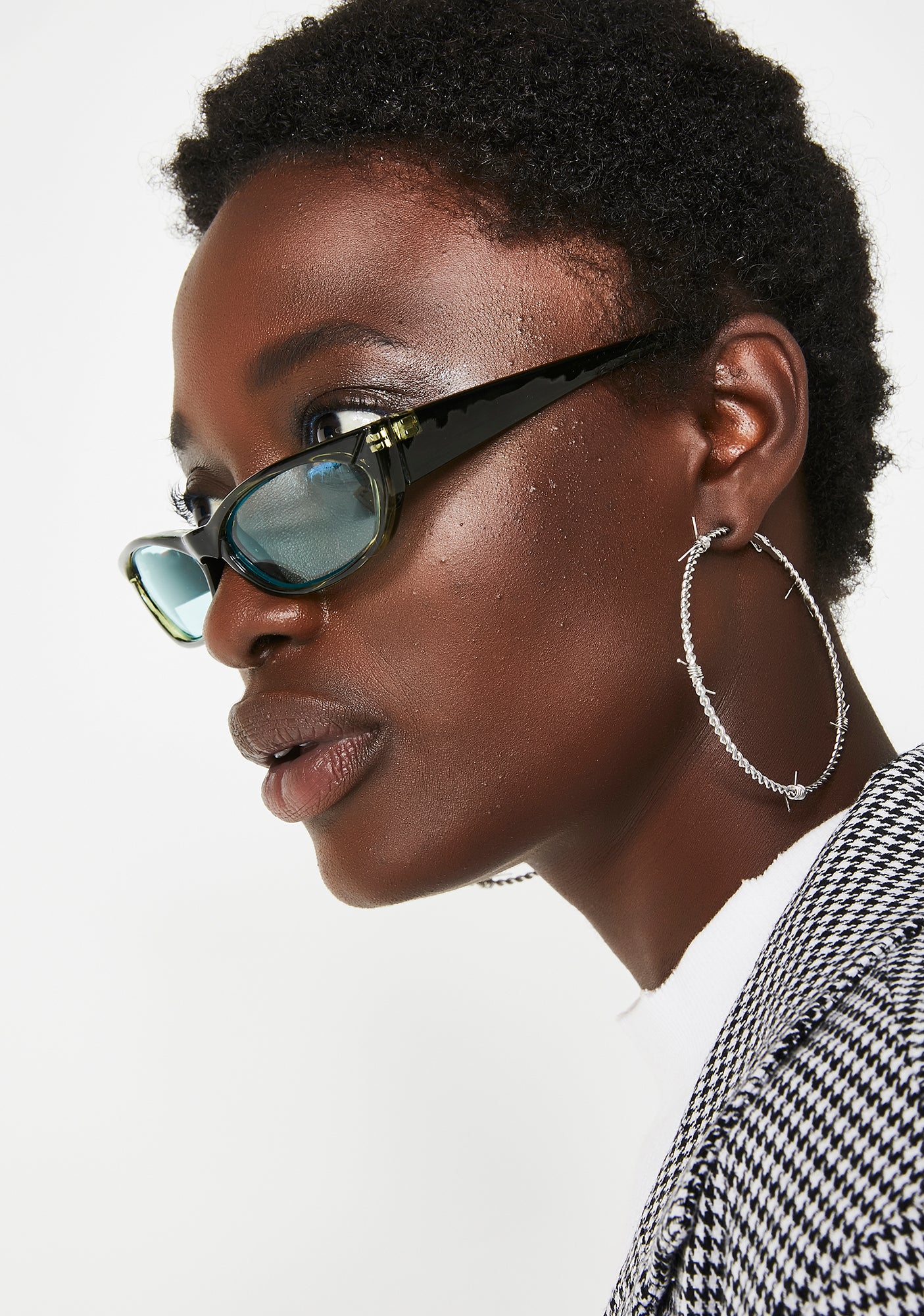 Can't Buy Love Rectangle Sunglasses - Image 4