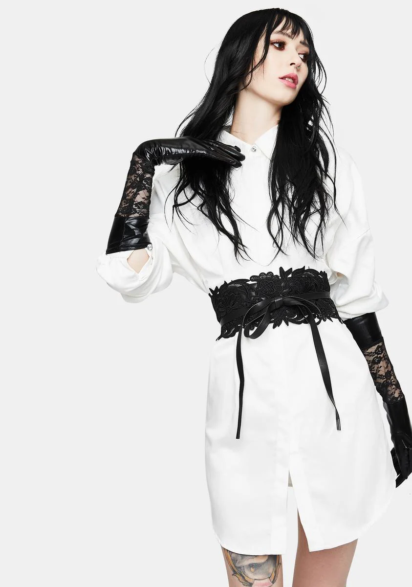 Changeling Child Satin Lace Gloves - Image 2