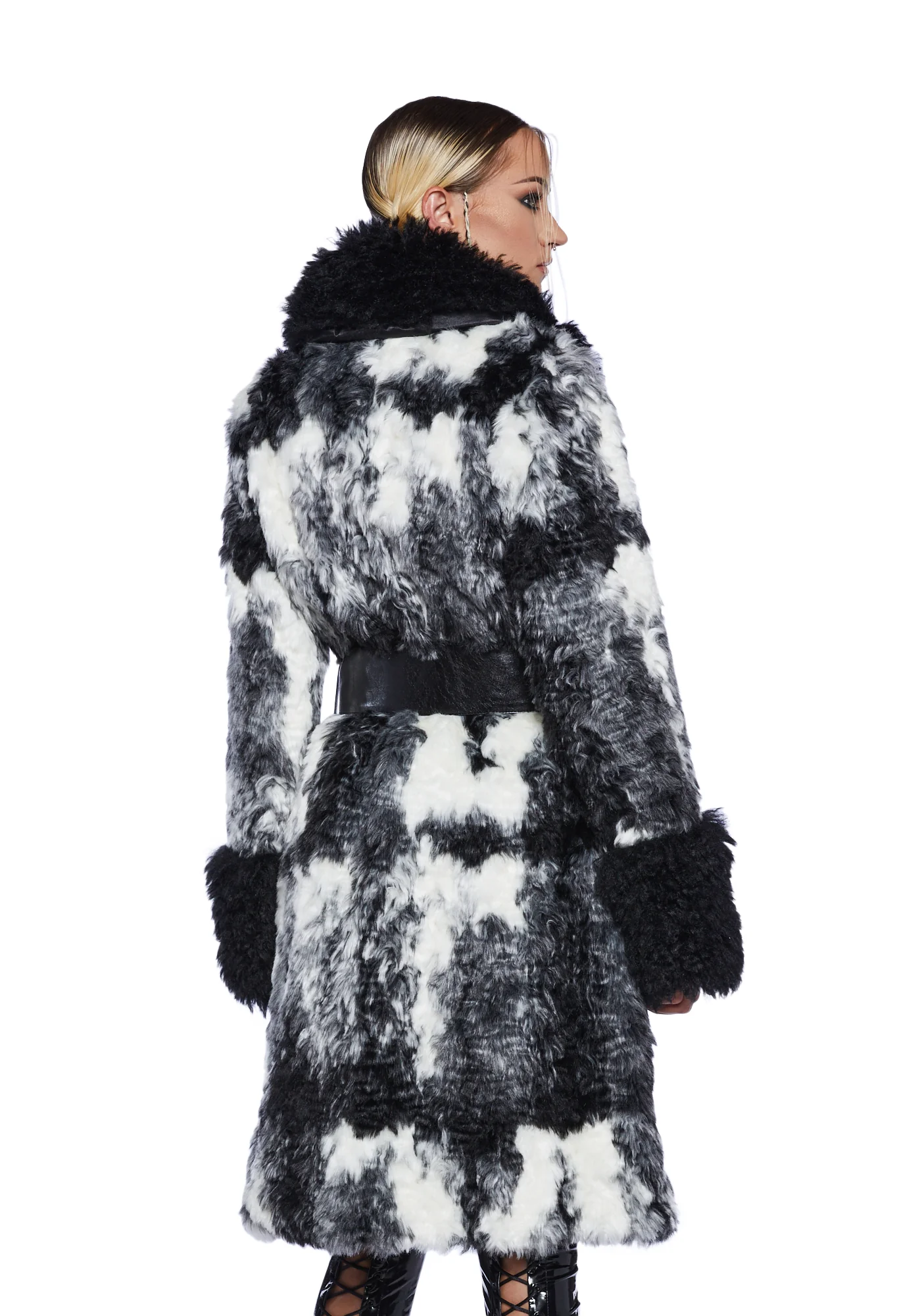 Chic Chaos Faux Fur Coat - Image 4