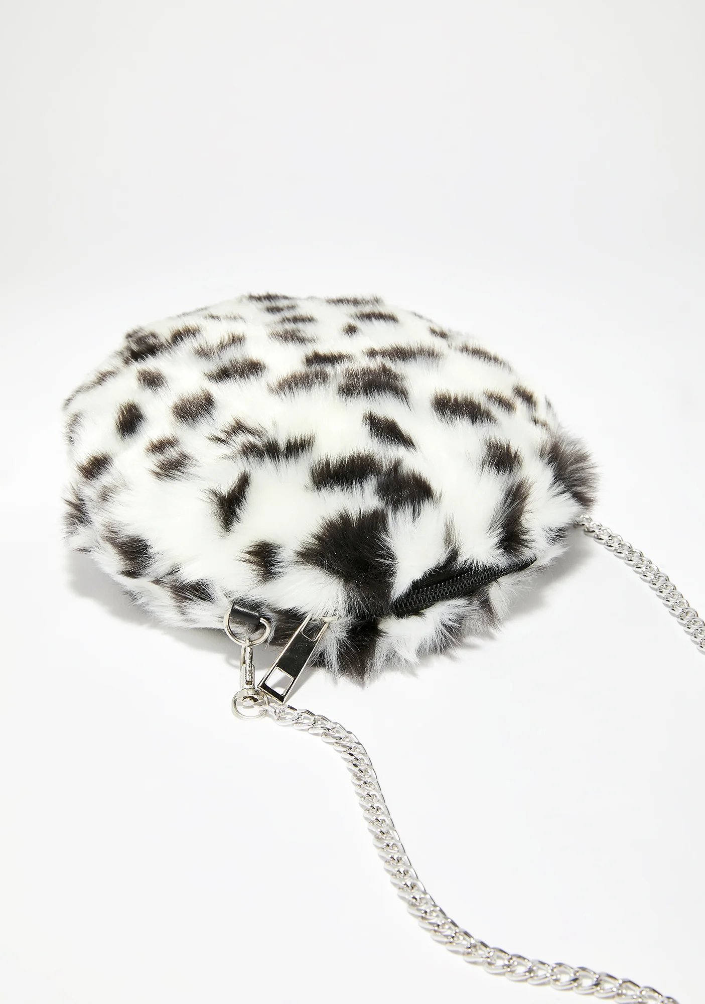 Classy Act Furry Purse - Image 3