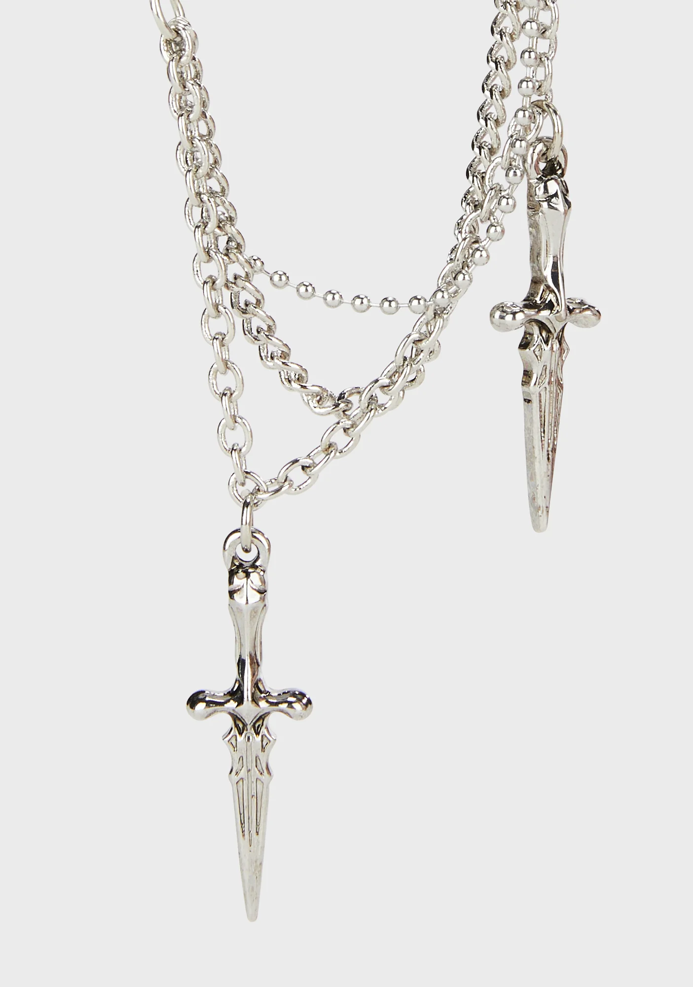 Cutthroat Beauty Ear Cuff - Image 3