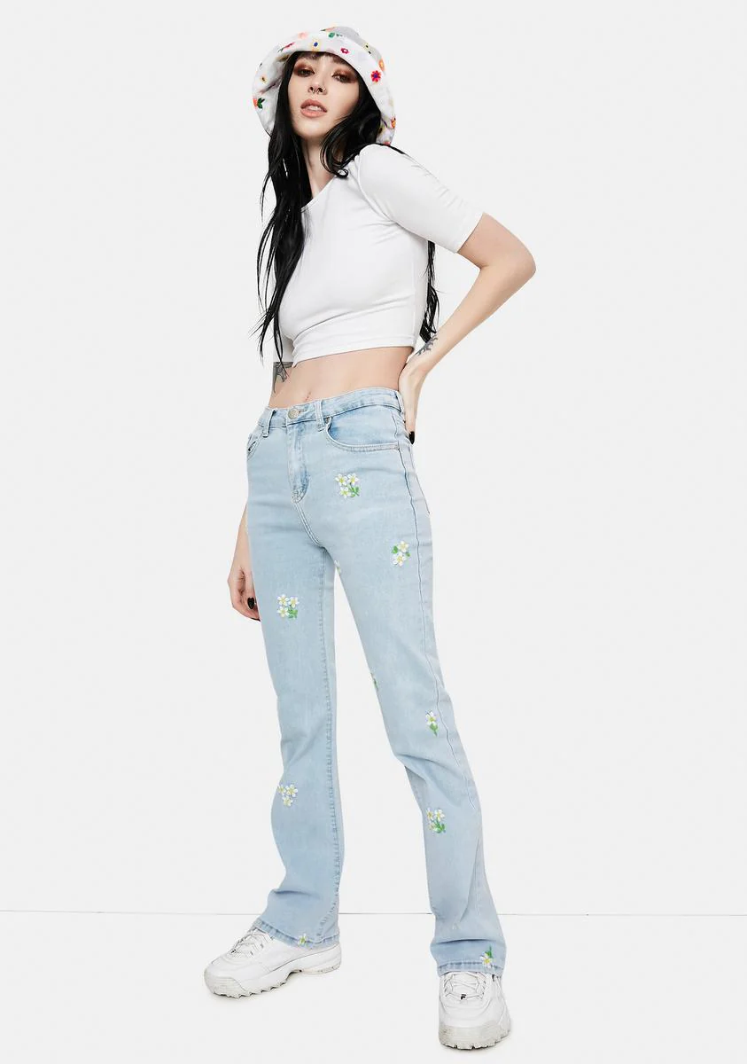Daisy Embroidered Stonewash Jeans - Image 3