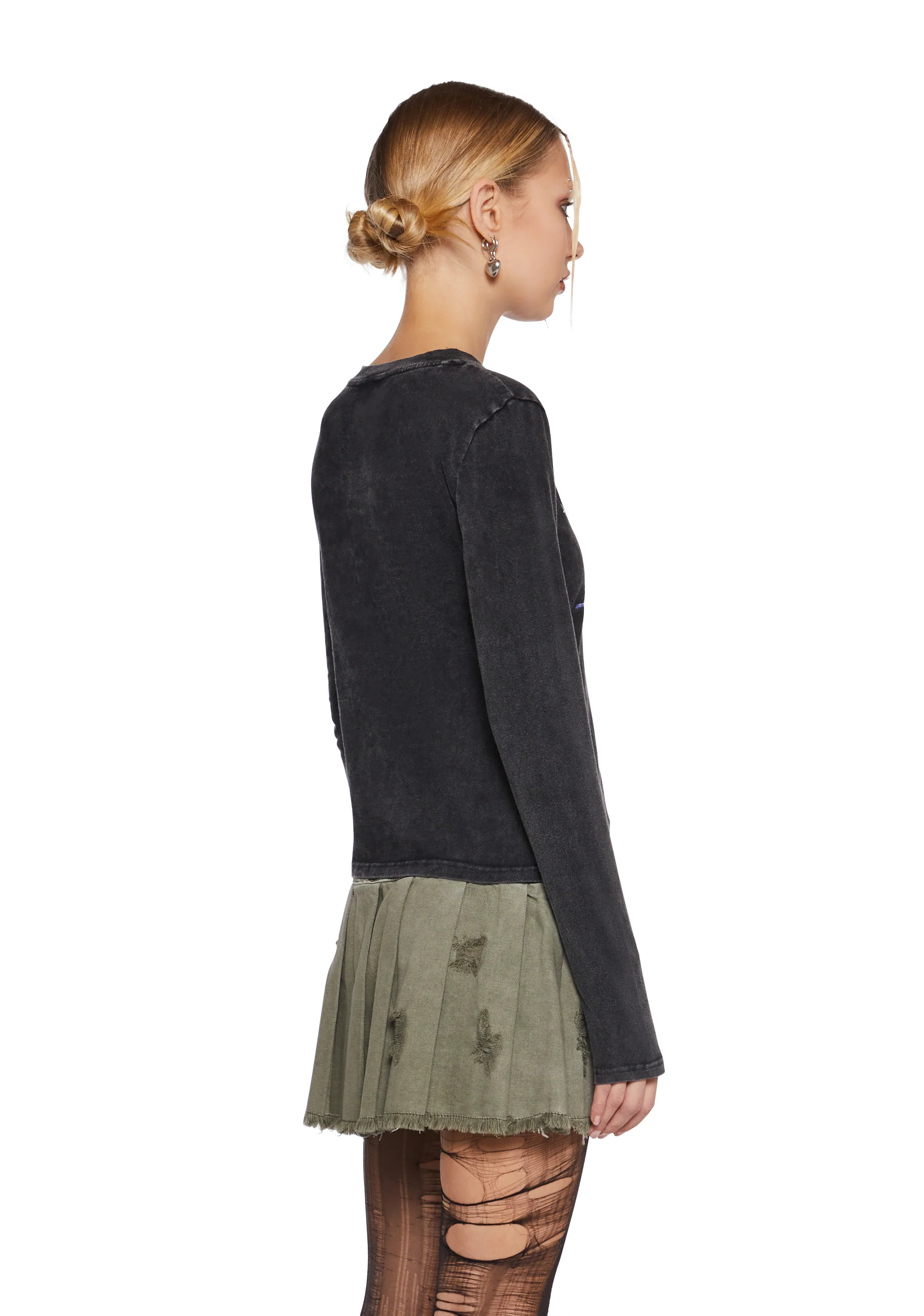 Daydreaming Muse Graphic Tee - Image 4