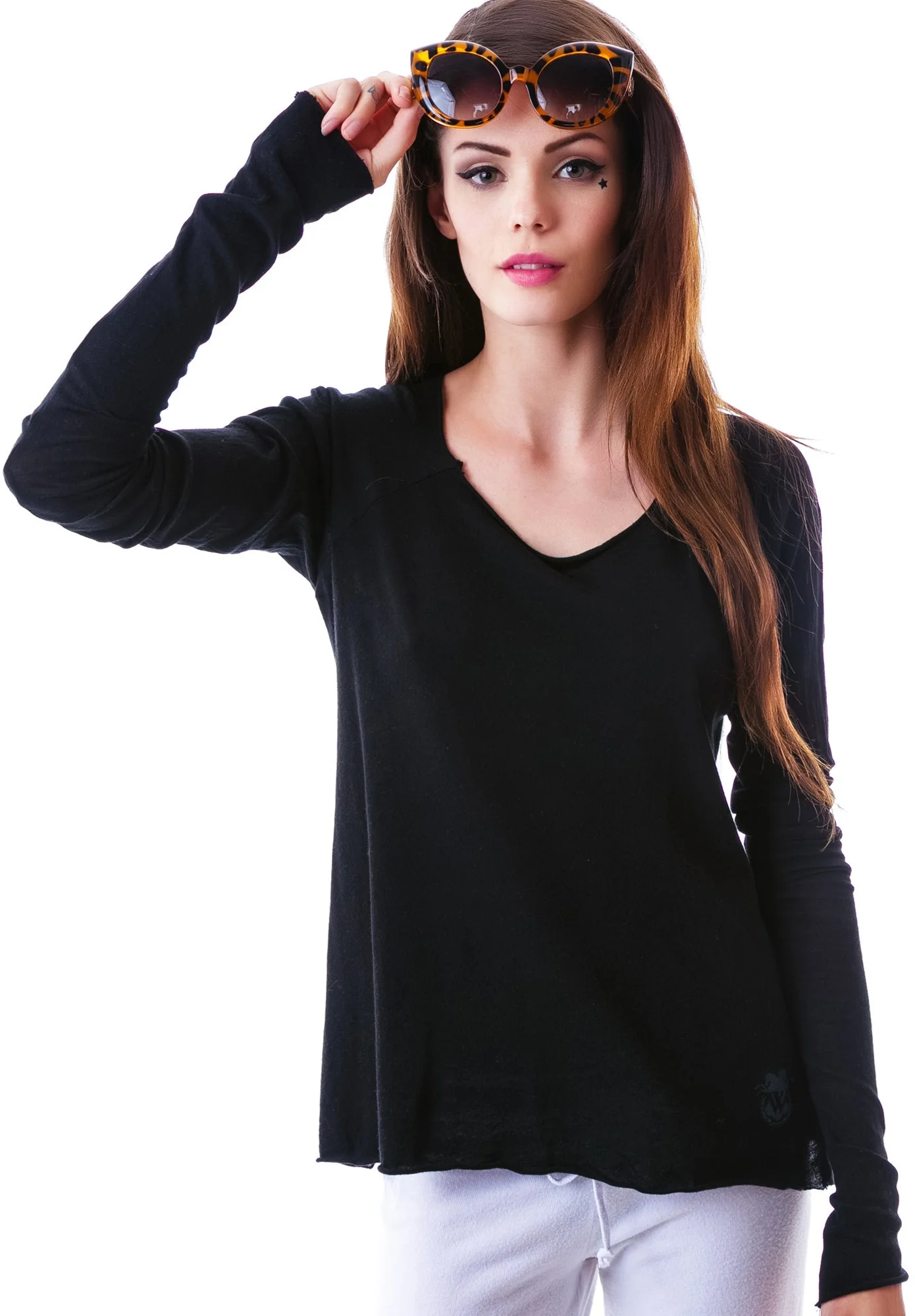 Essentials Cozy Raglan - Black - Image 8