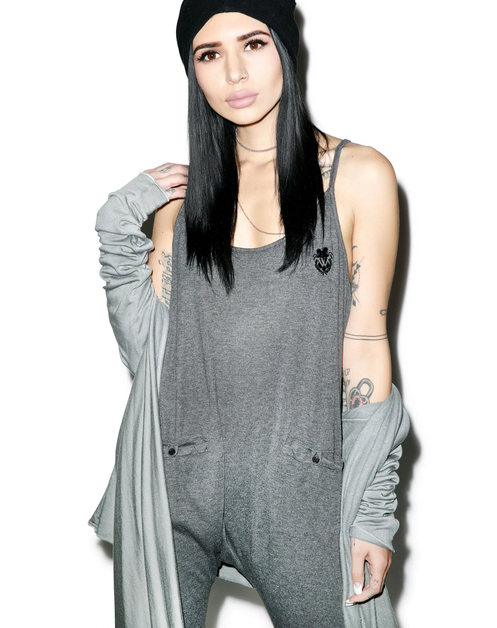 Essentials Hampton Breeze Onsie - Black - Image 3