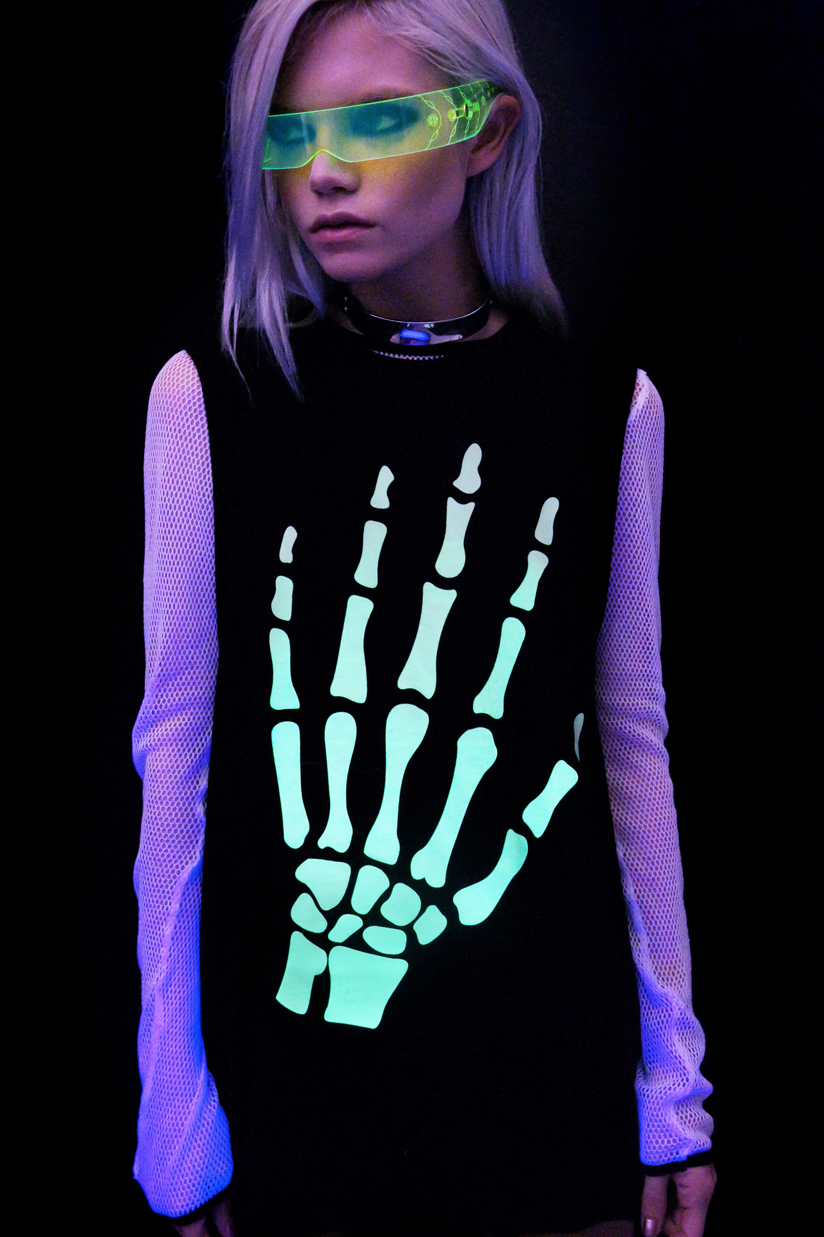Fingers To The Bone Tank - Image 3