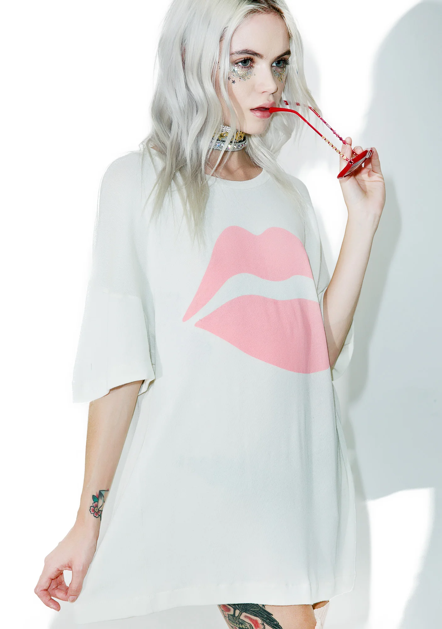 First Kiss Sonic Tee - Image 3
