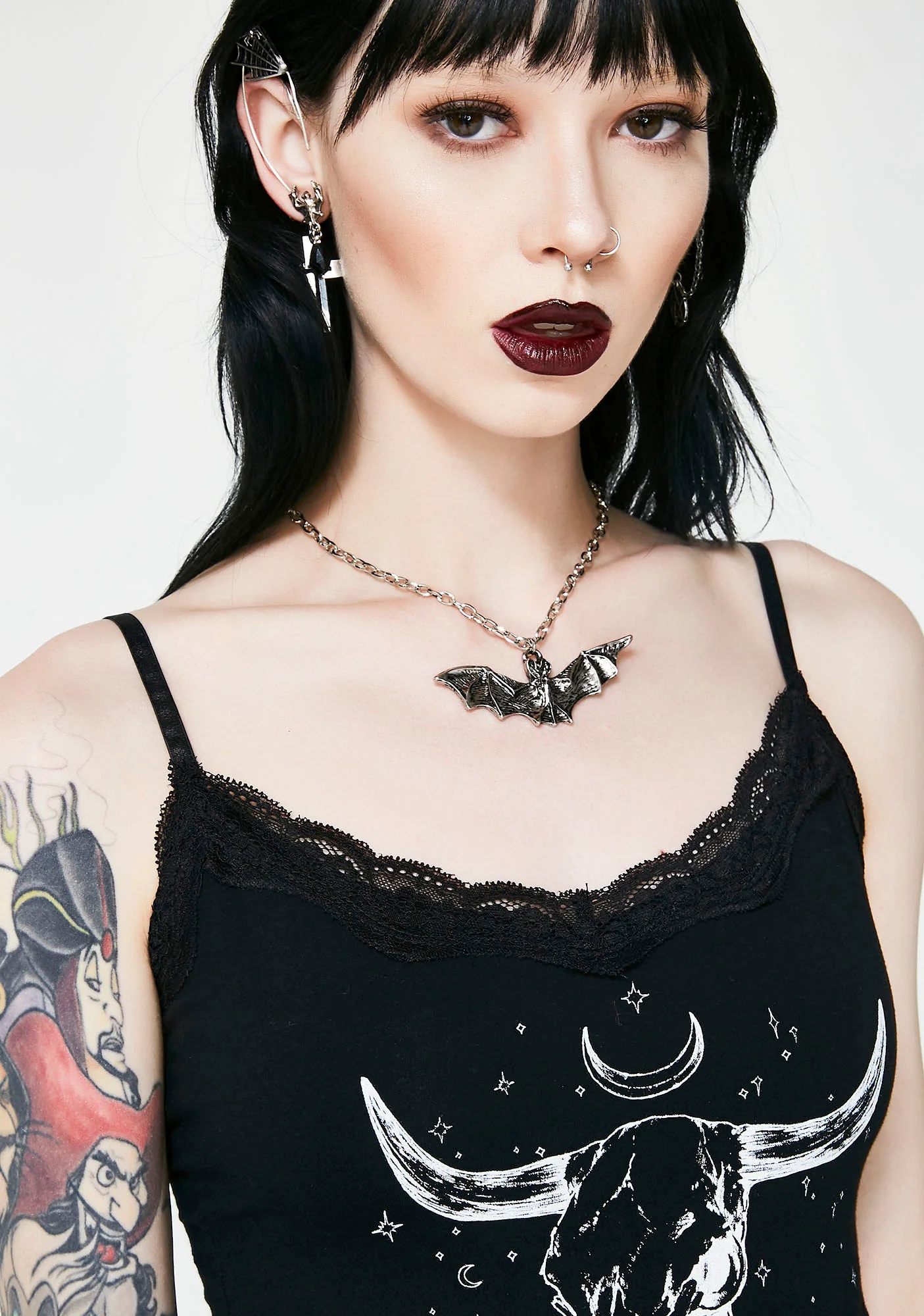 Fly By Night Pendant Choker - Image 3