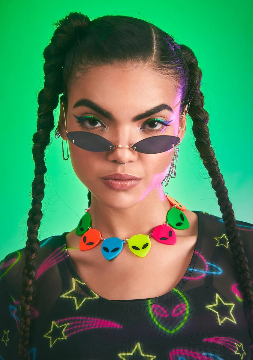Give Me Some Space Alien Choker - Image 4