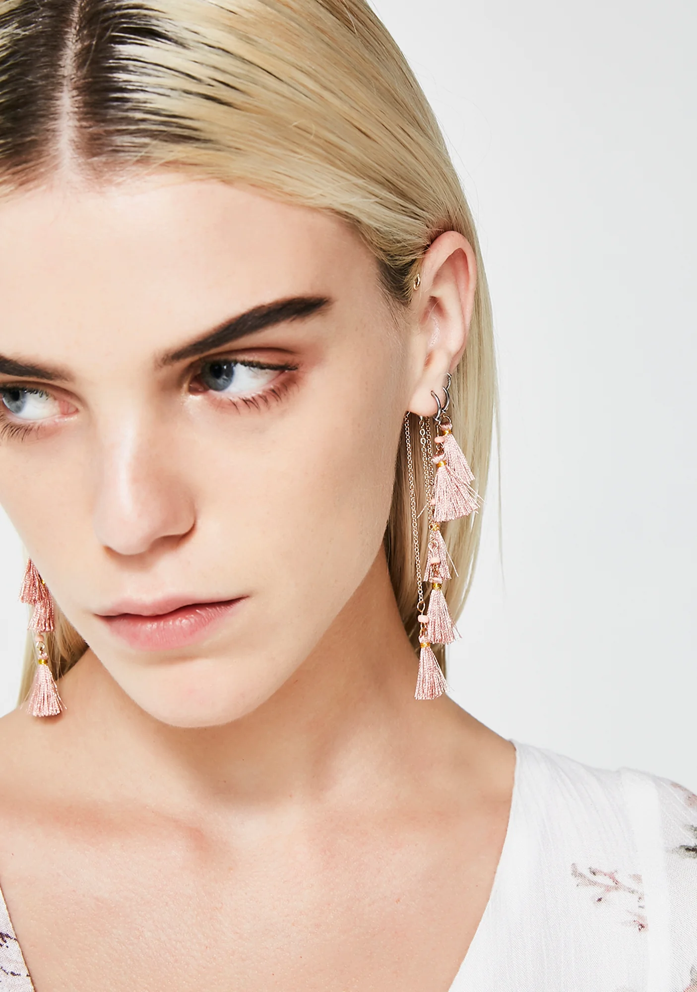 Hang On Tassel Earrings - Image 4