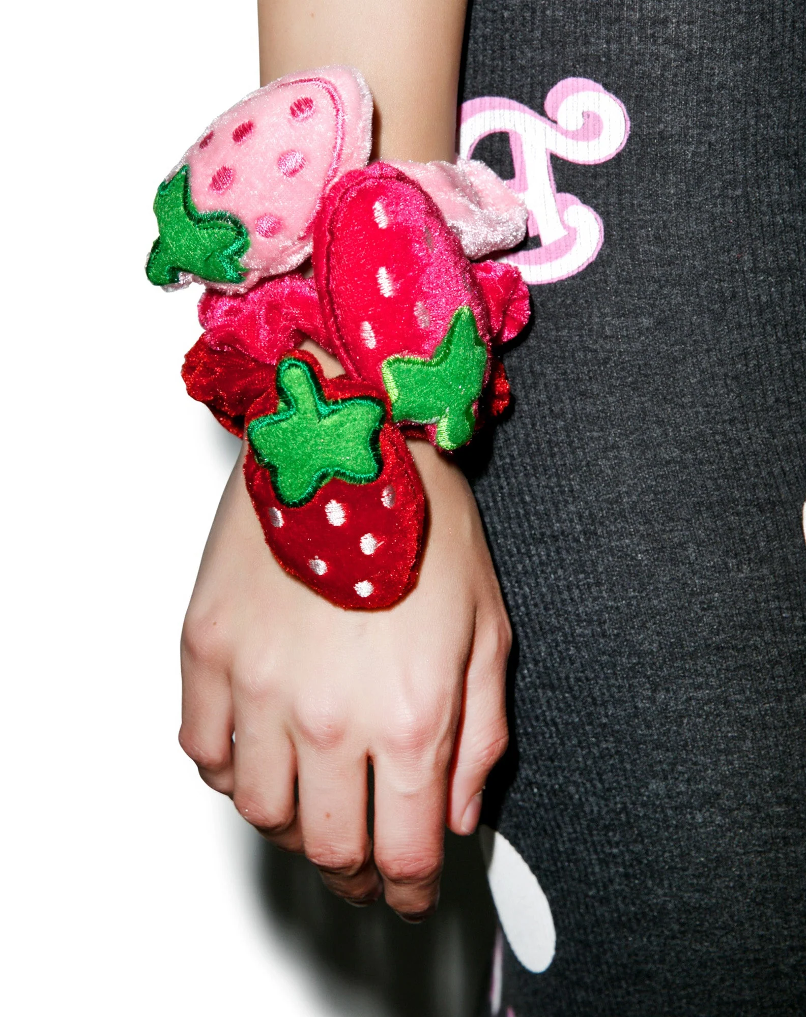 Ichigo Plush Scrunchie - Pink - Image 12
