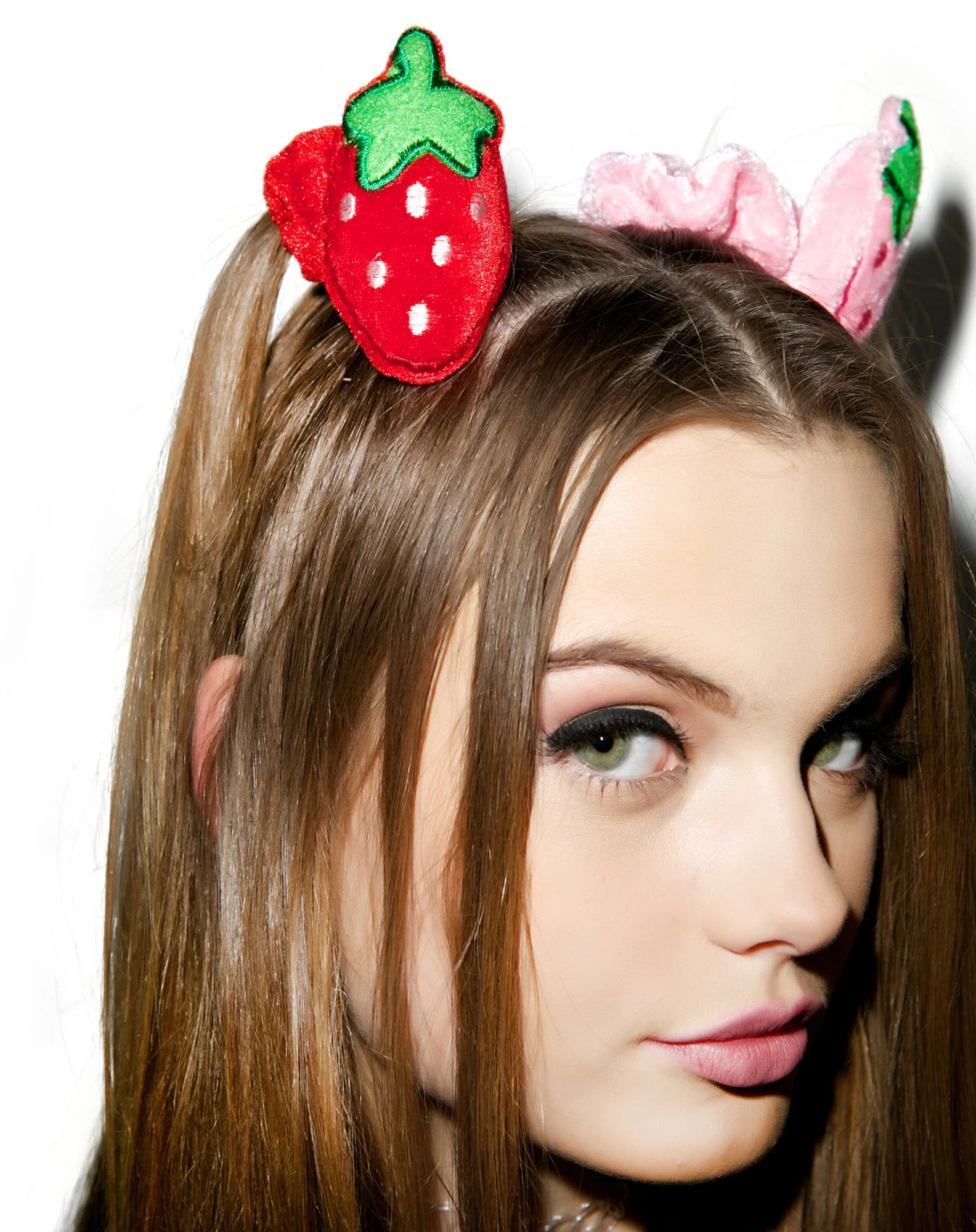 Ichigo Plush Scrunchie - Pink - Image 6