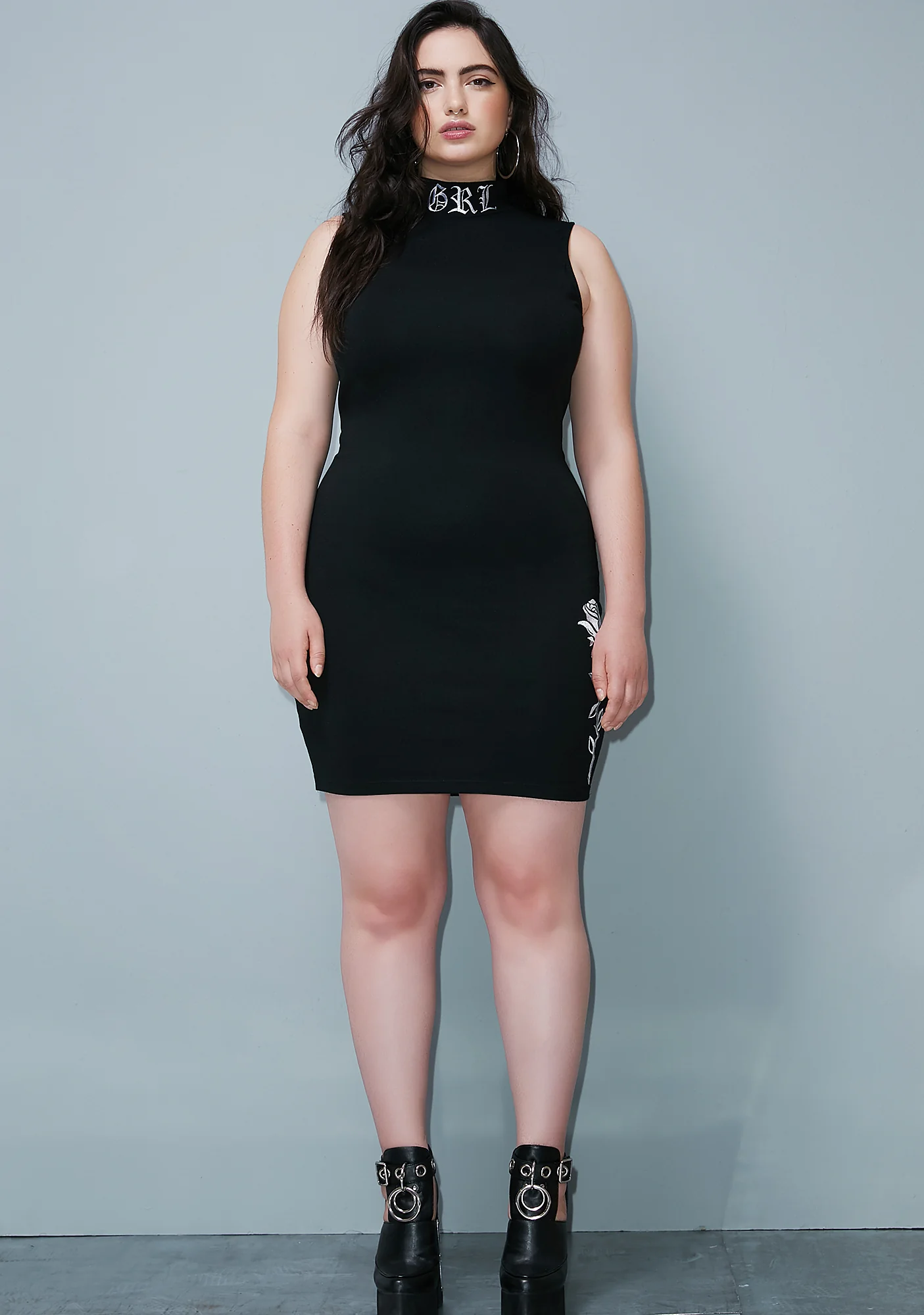 Iconic Embroidered Bodycon Dress - Image 8
