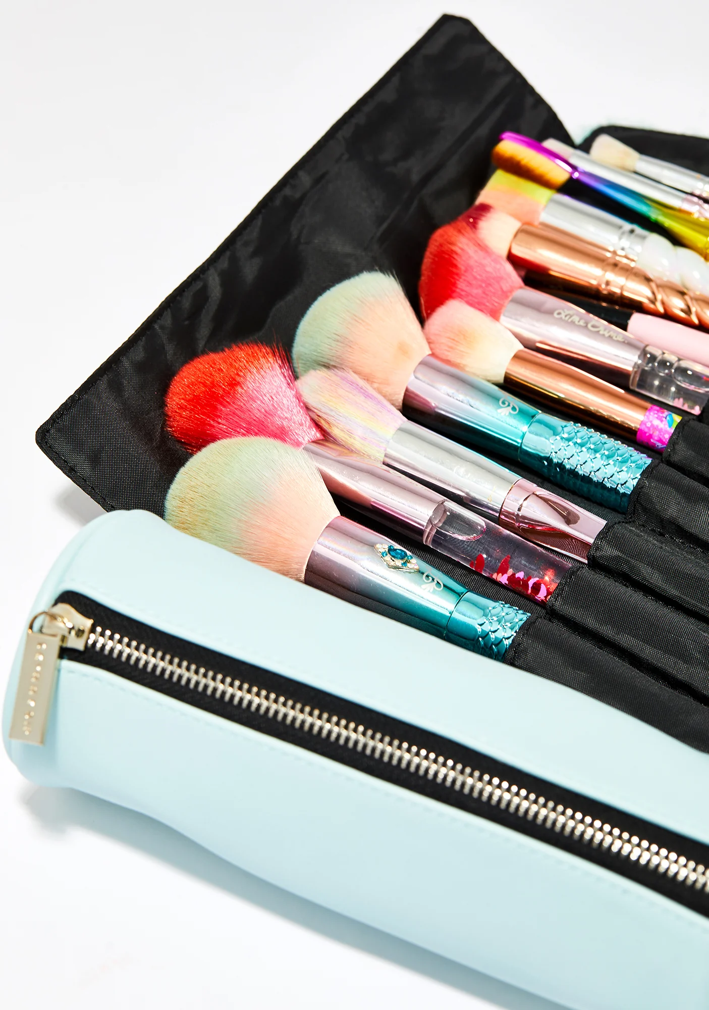 Icy Fur Makeup Roll - Image 2
