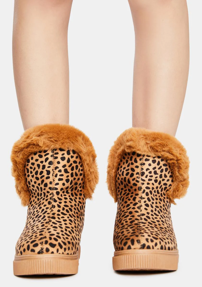 Kitty Make Me Like You Faux Fur Boots - Image 3