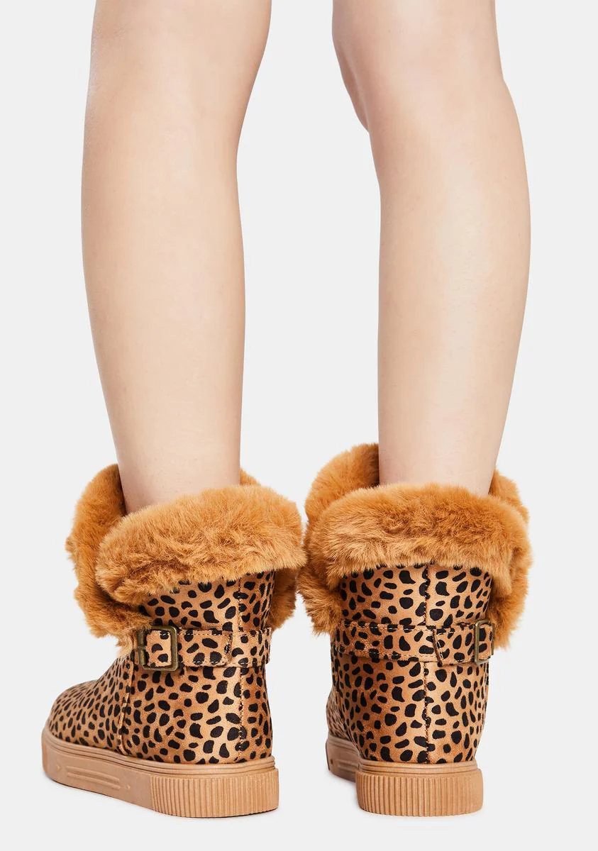 Kitty Make Me Like You Faux Fur Boots - Image 4