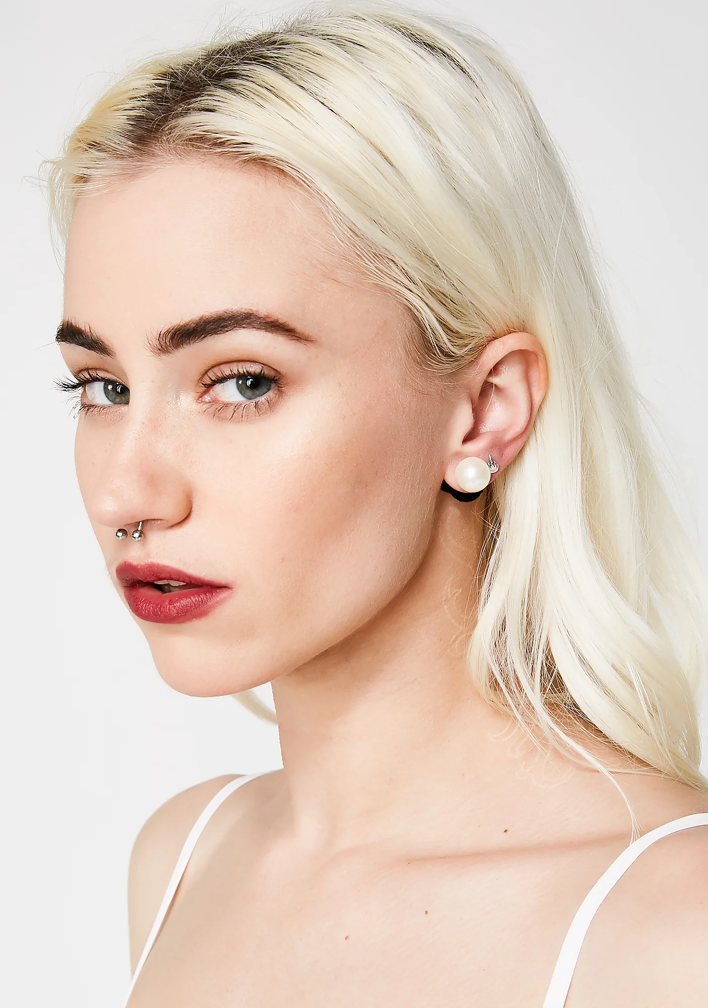 Kitty Stud Earrings - Image 5