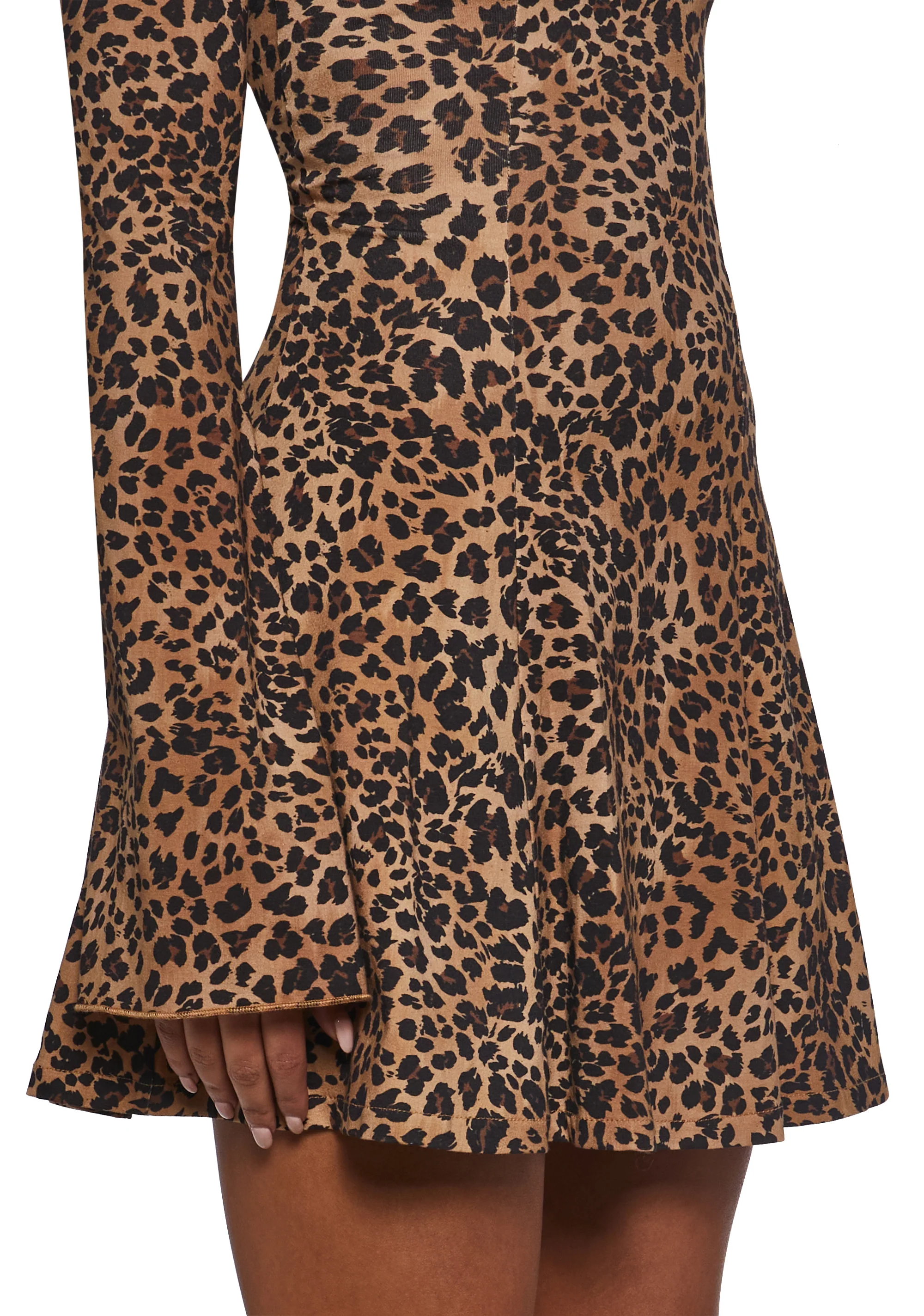 90s Chic Leopard Dress - Image 5