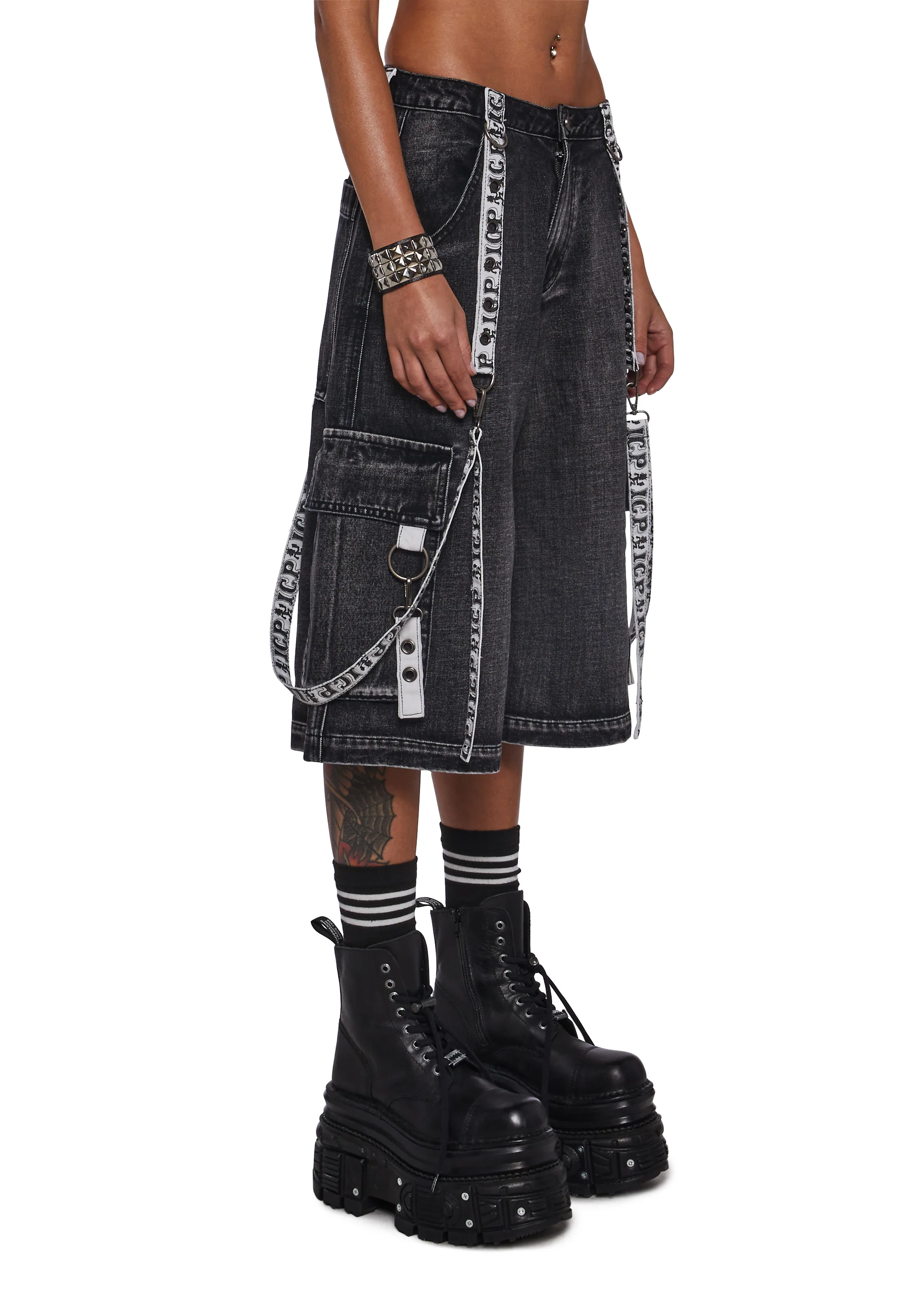 Riddle Box Cargo Shorts - Image 3
