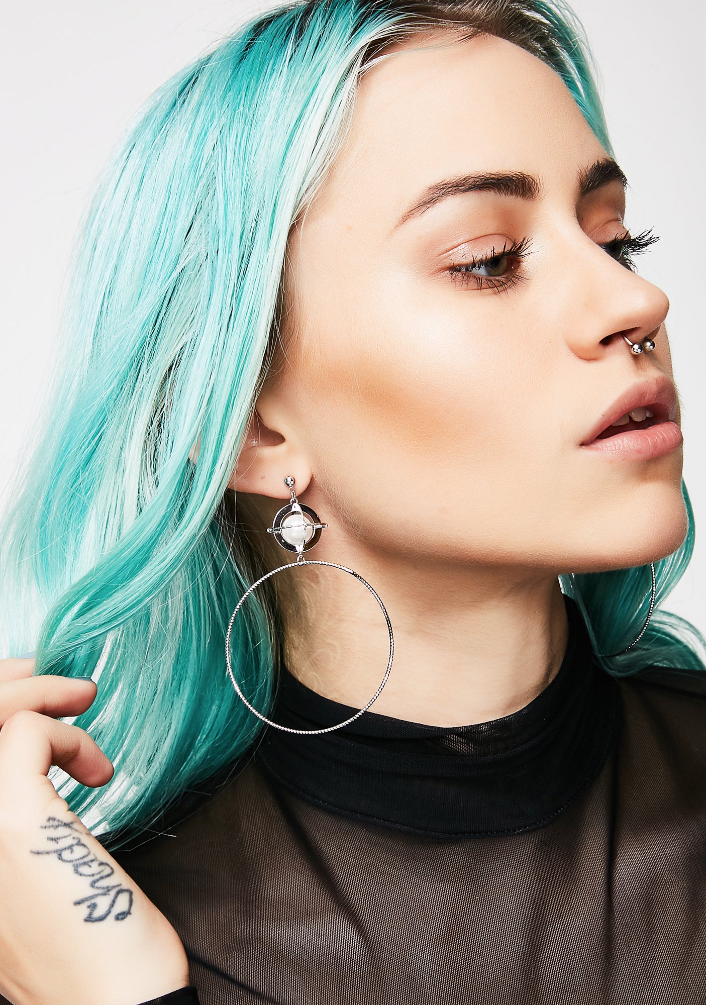 Loop Around Me Earrings - Image 5