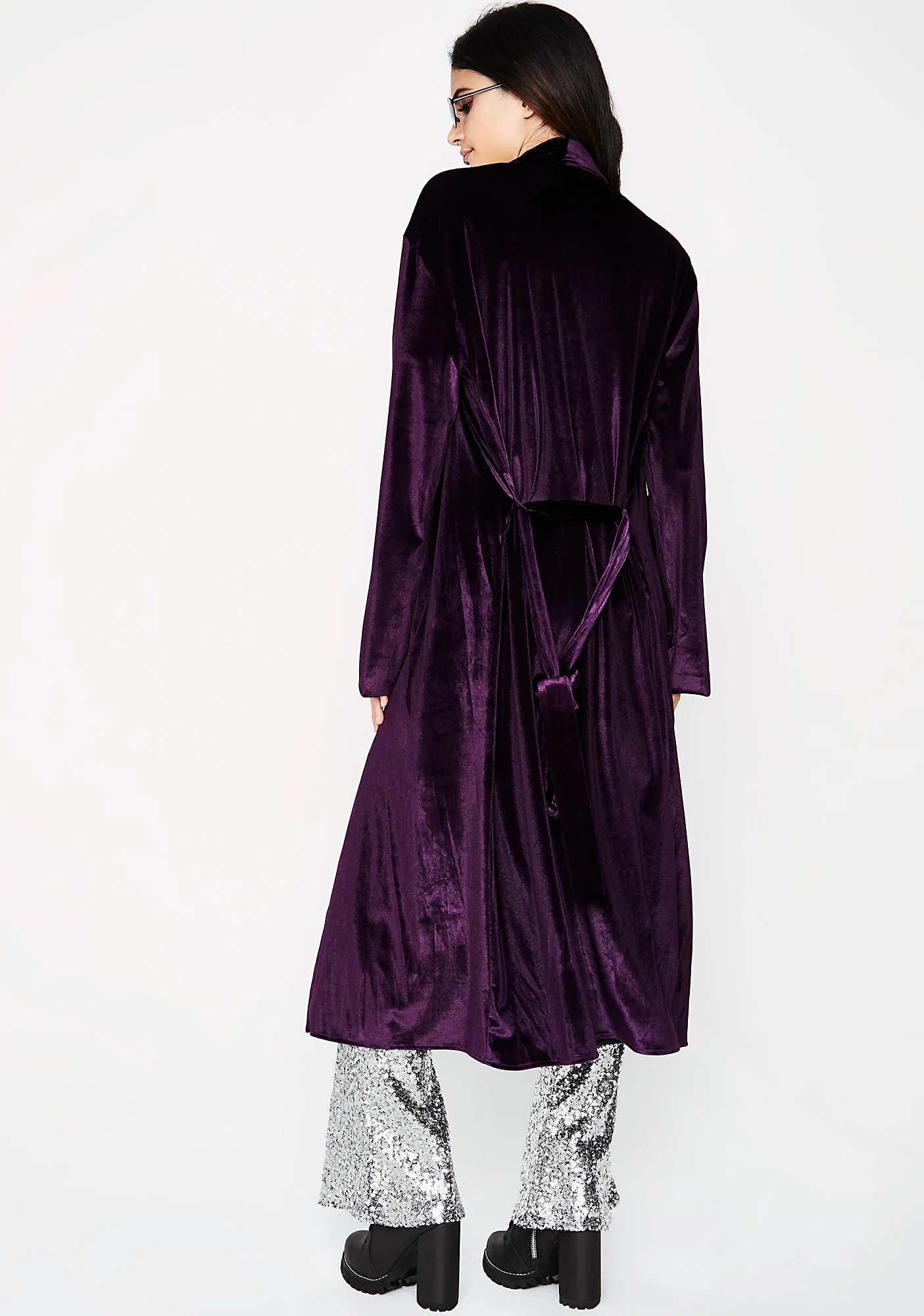 Lounge Queen Velvet Robe - Image 4