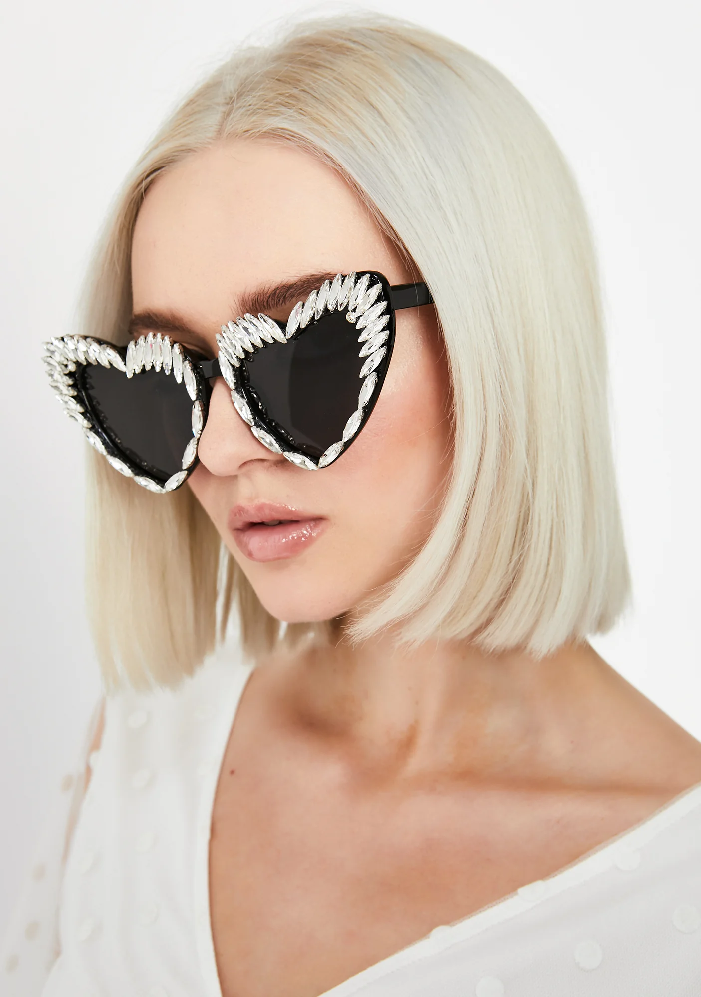 Lustrous Desire Heart Sunglasses - Image 4
