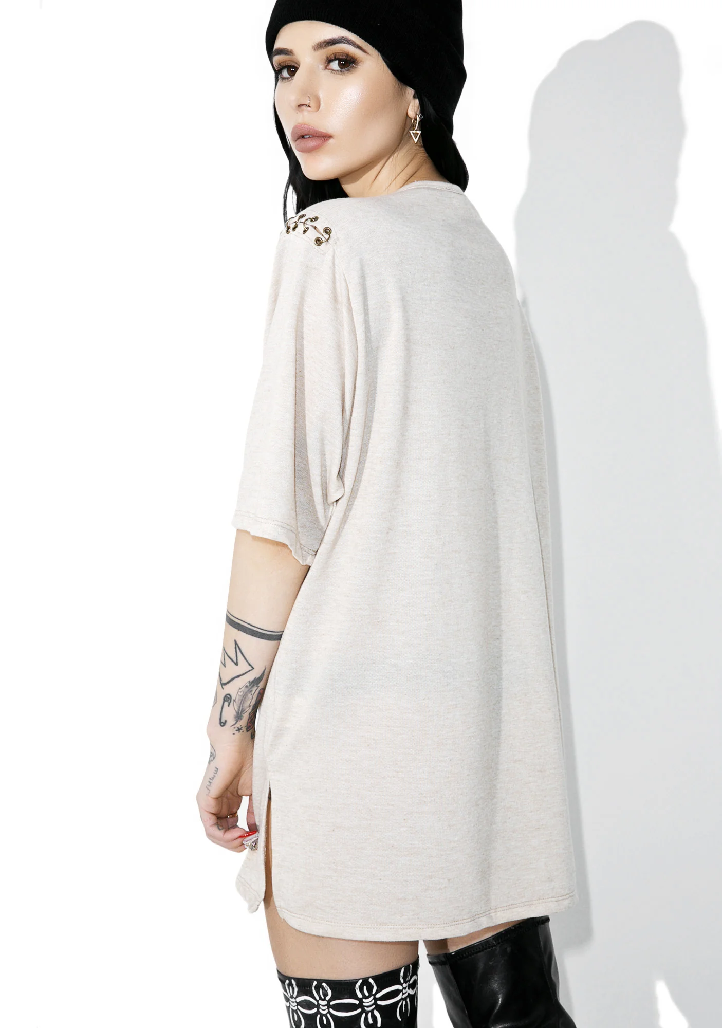 Make Amendz Grommet Tee - Image 4
