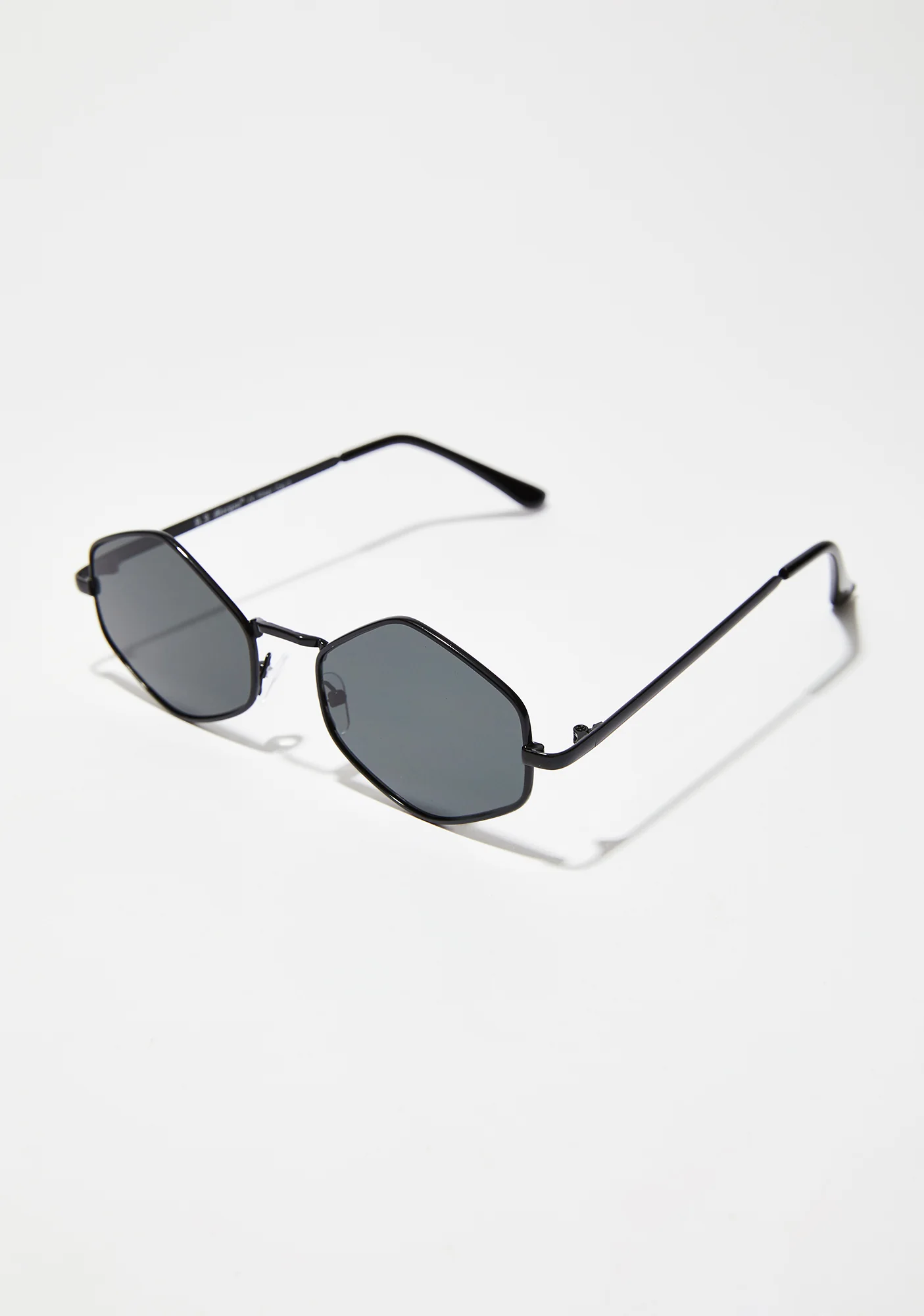 Midnight Party Seeker Sunglasses - Image 4