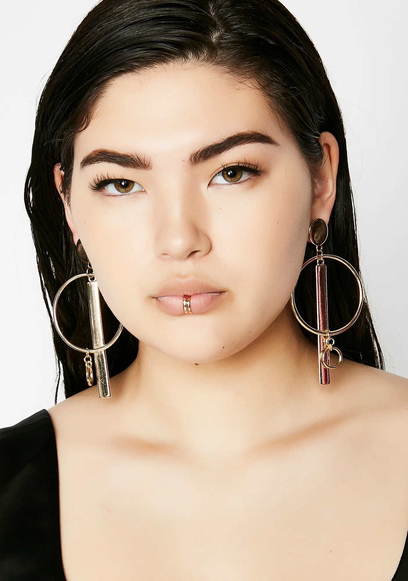 No Problem Geometric Earrings - Image 5
