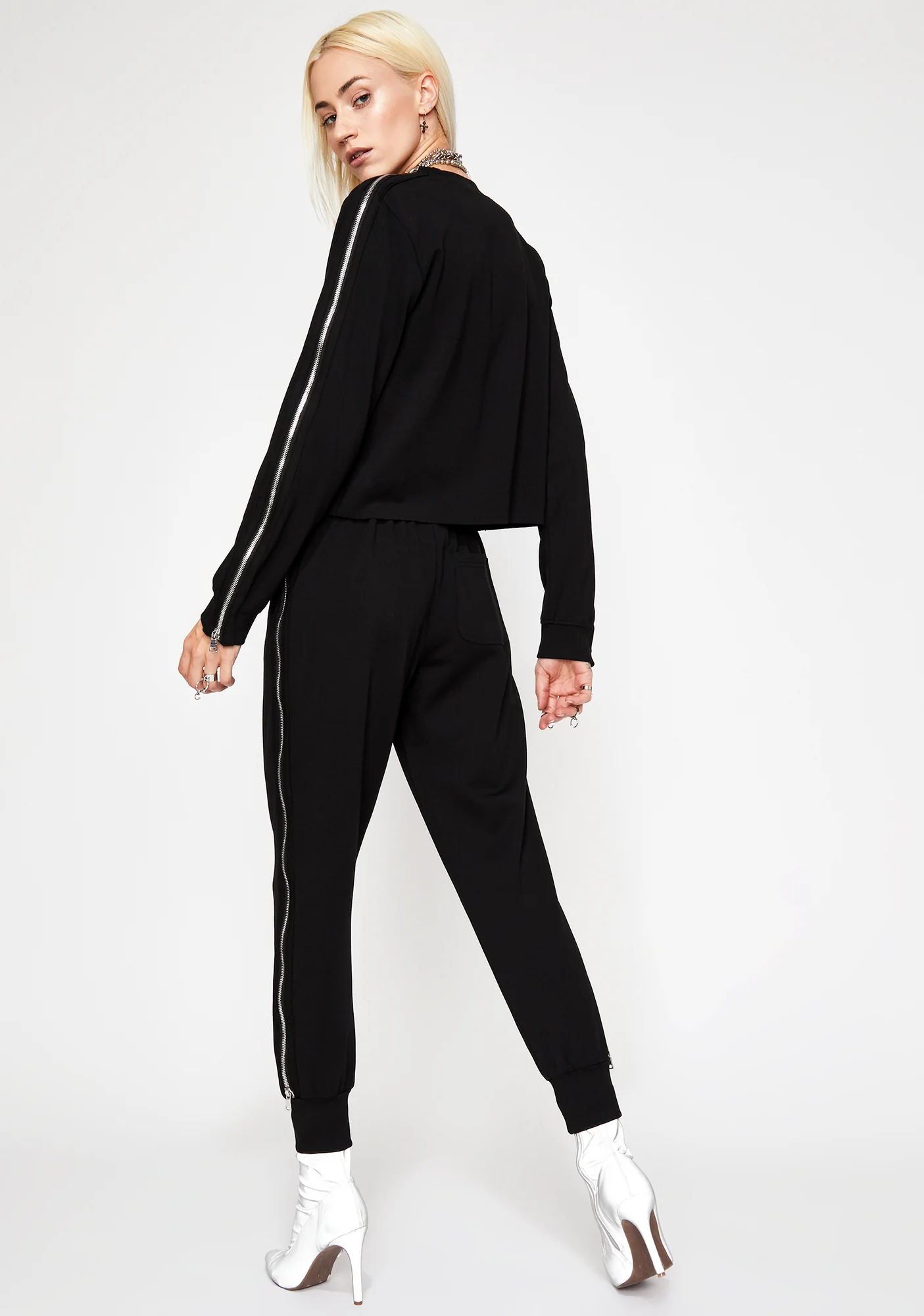 No Stylist Jogger Set - Image 4