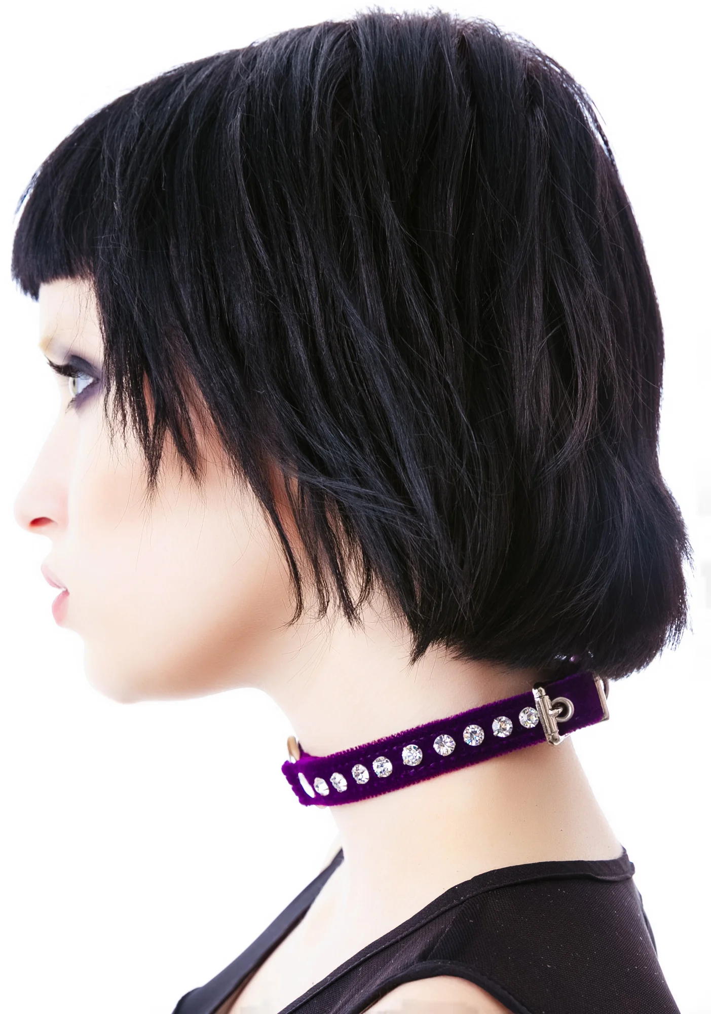 O Face Velvet Crystal Choker - Image 11