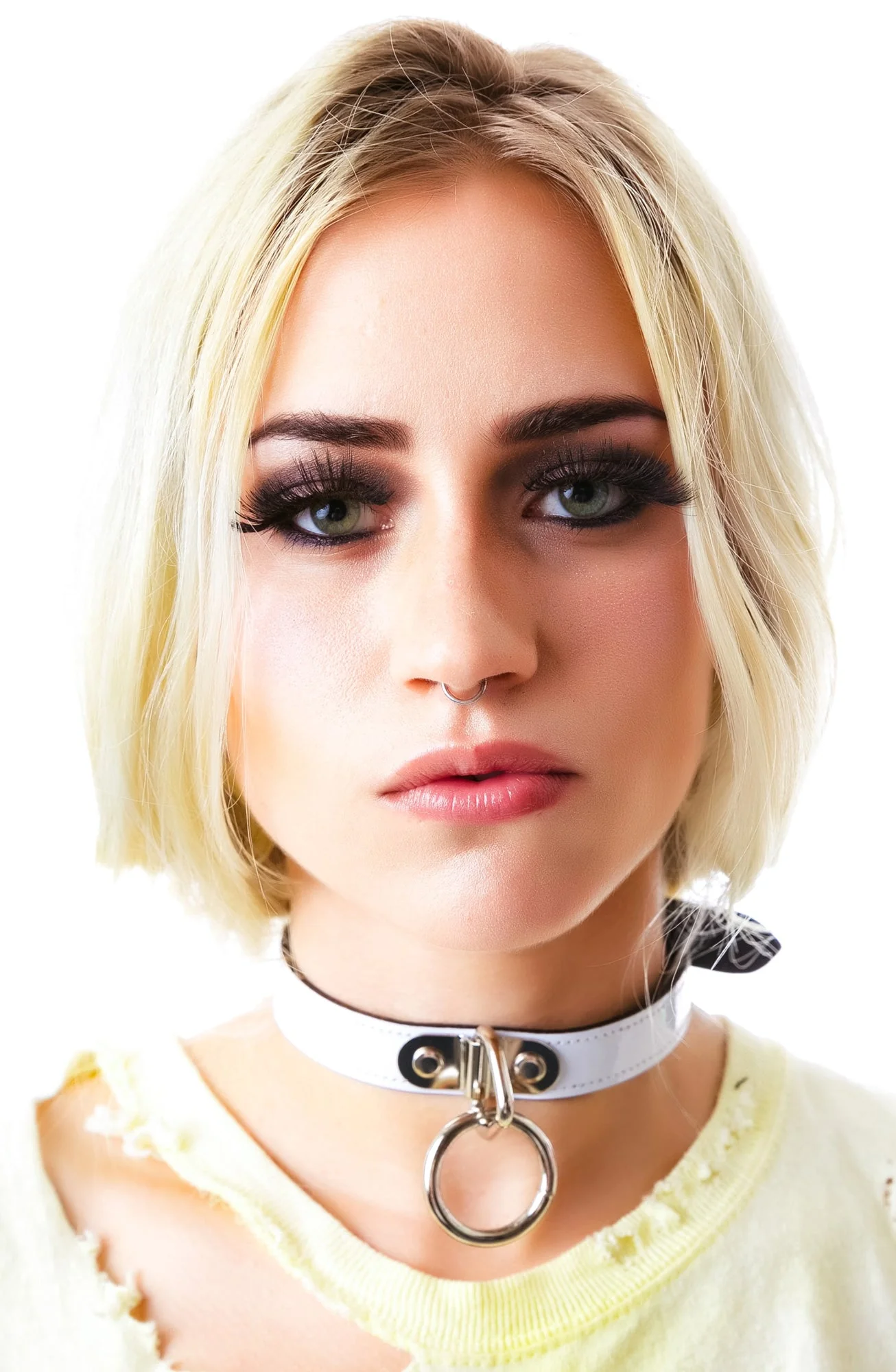 Ogasm O-Ring Collar Choker - White - Image 21