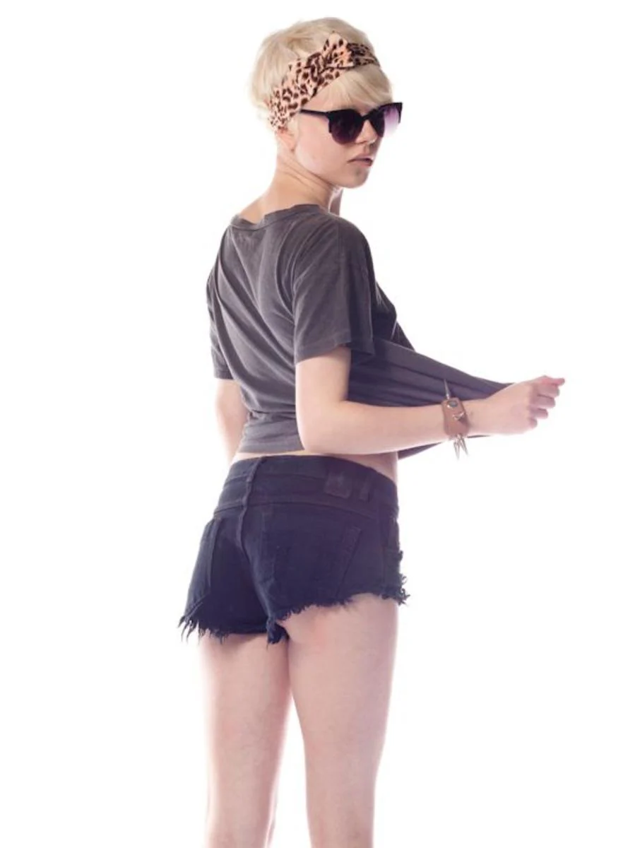 Original Trashwhore Shorts - Light Pink - Image 2