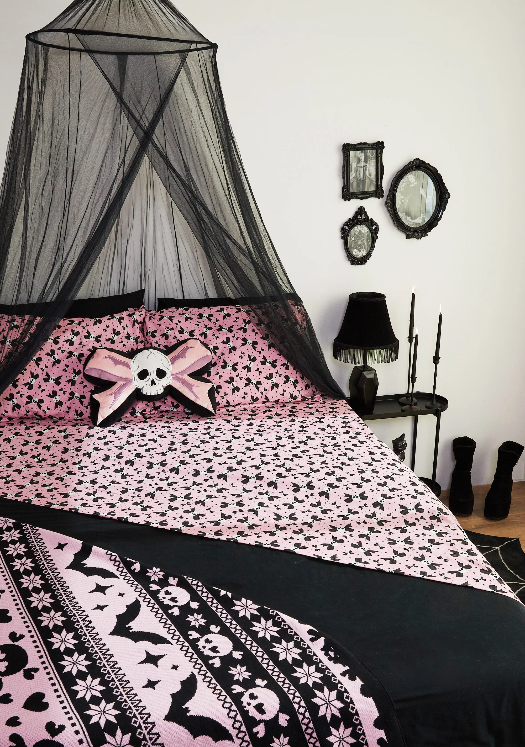 Paranormal Holiday Sheet Set - Image 6