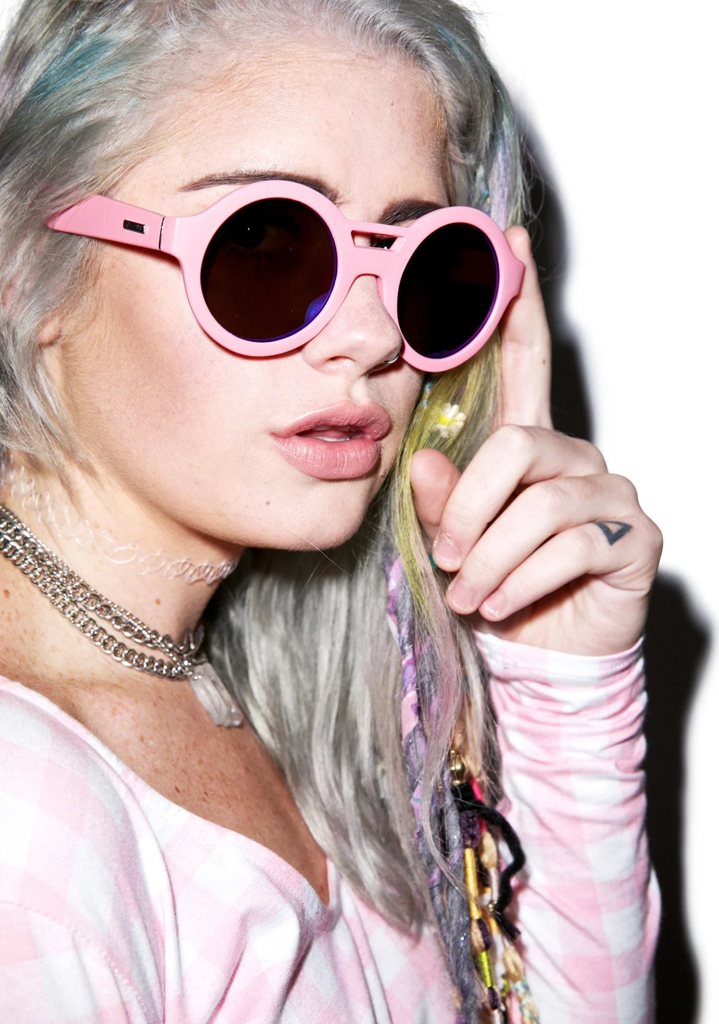 Pretty Please Sunglasses - Image 9
