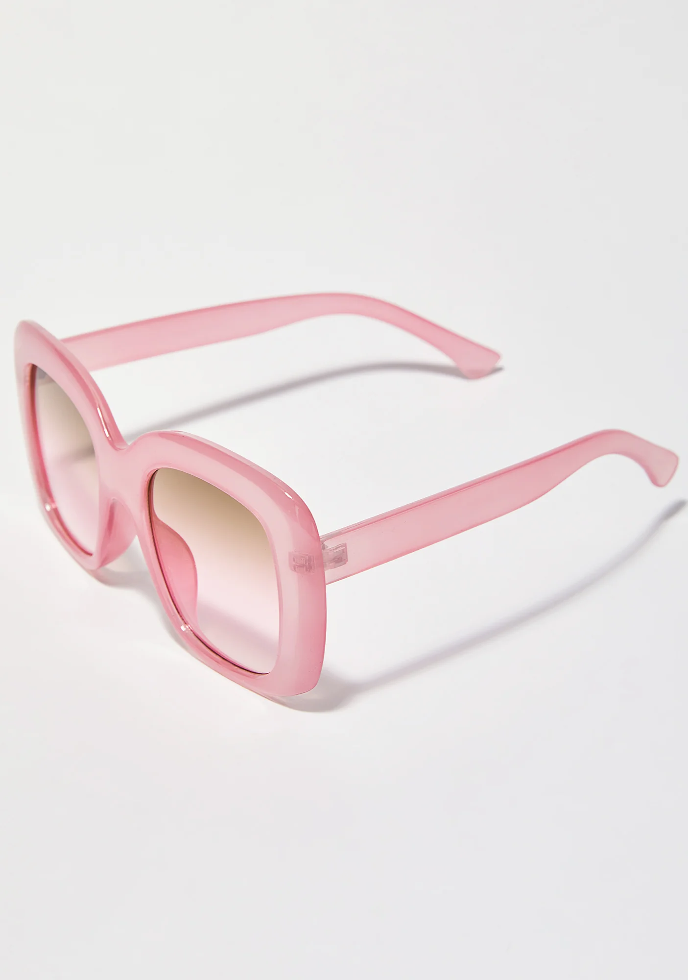 Prissy Missy Square Sunglasses - Image 3