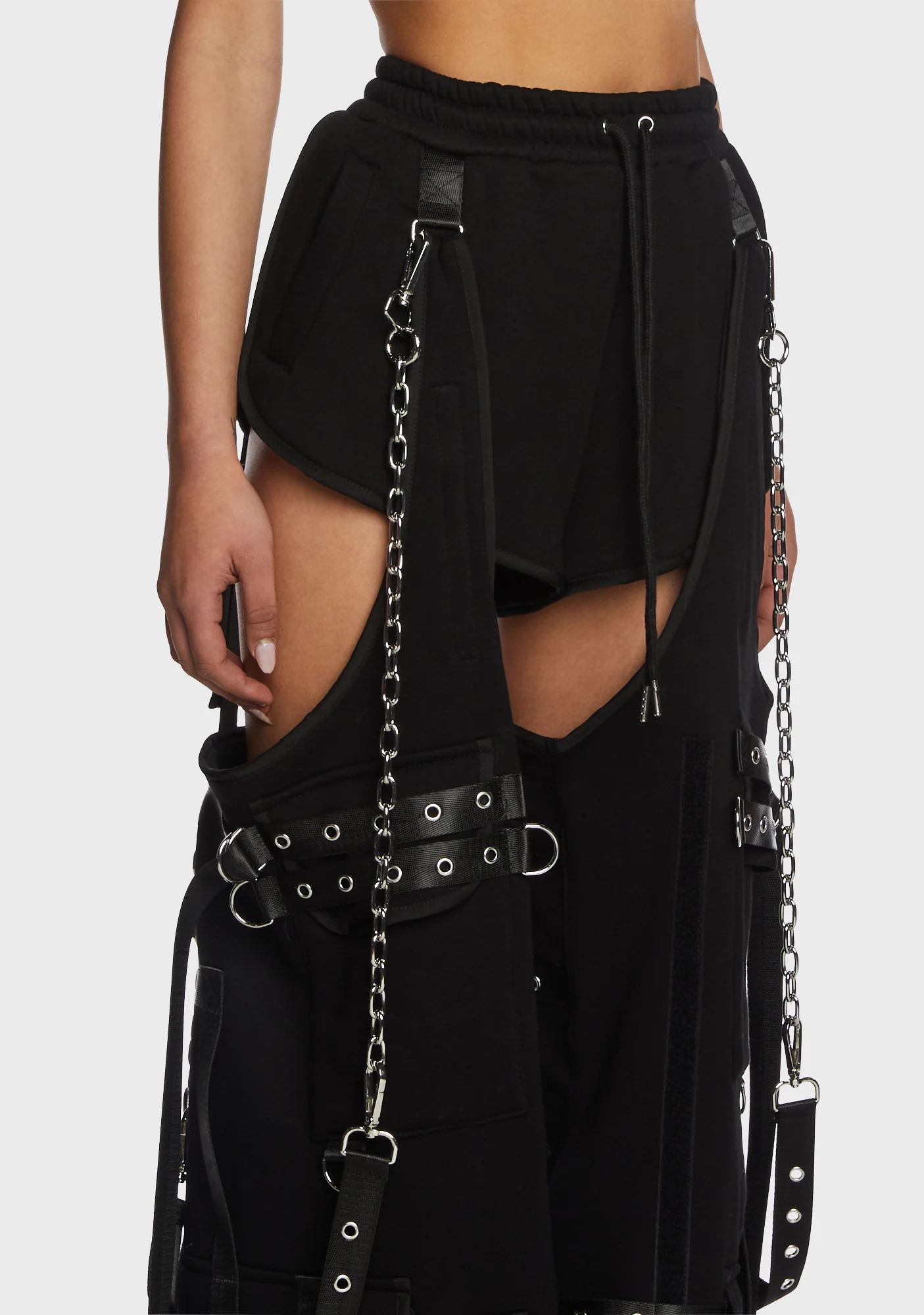 Raider Oversized Shorts With Detachable Legs - Image 5