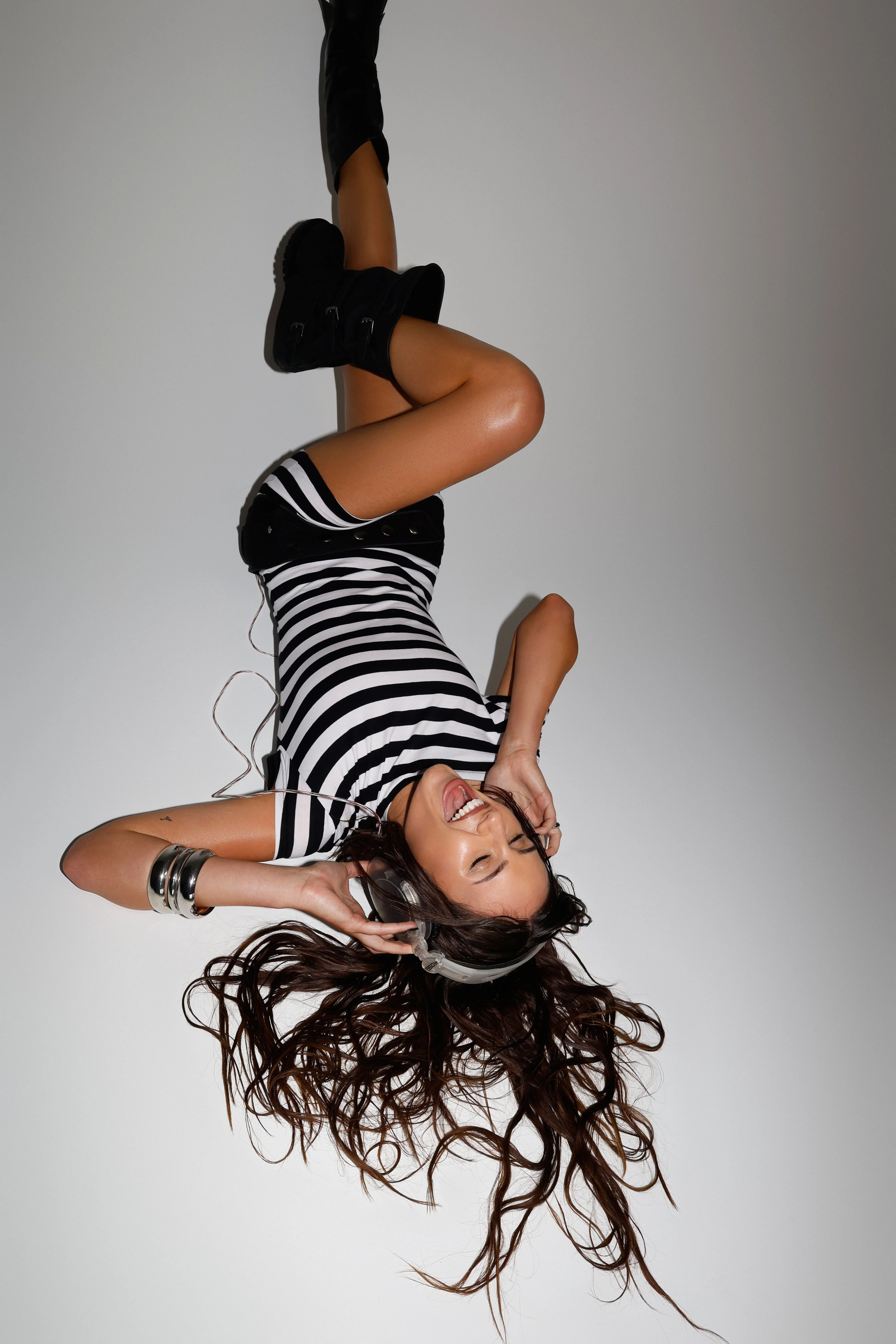 Manhattan Stripes Dress - Image 7
