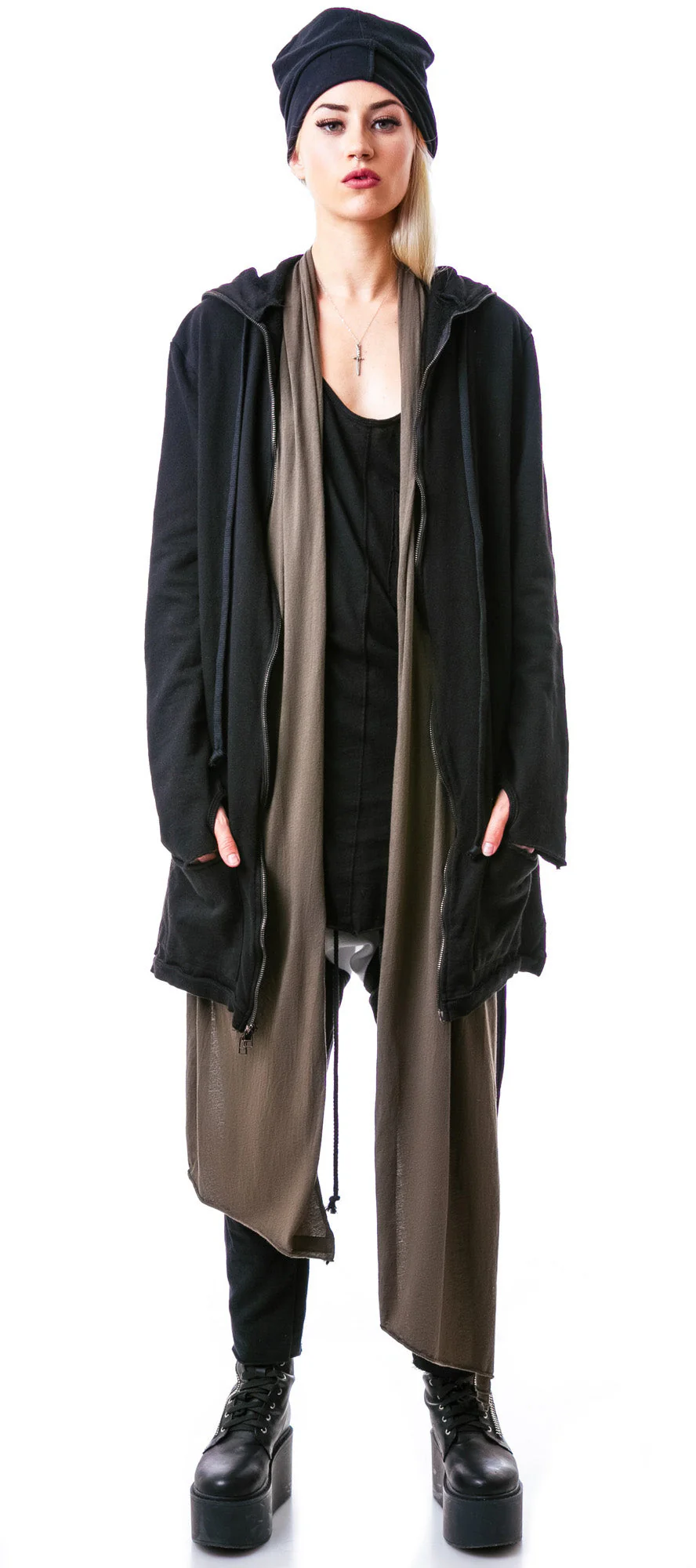 Roaming Hoood II - Black - Image 9